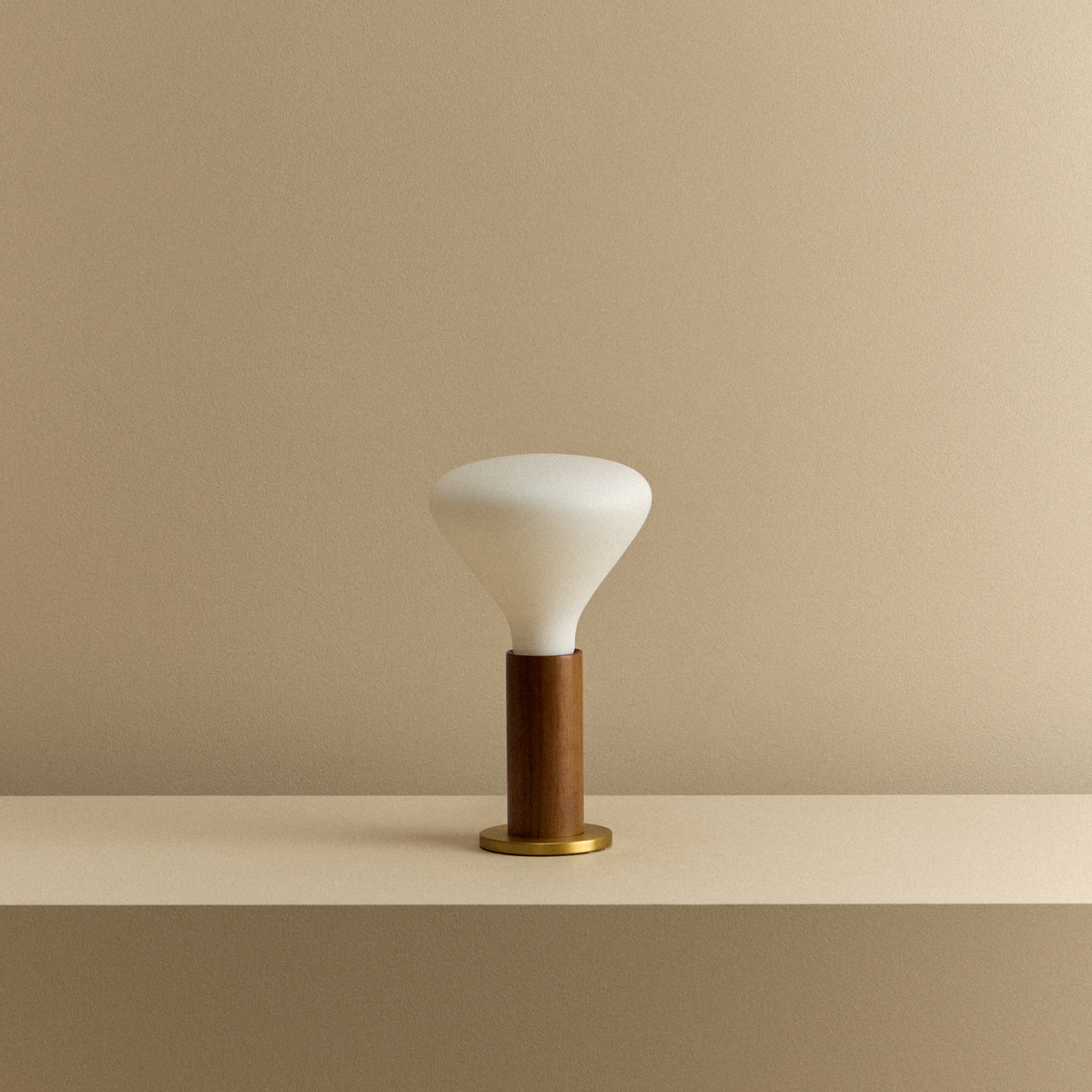 Knuckle Table Lamp in Walnut + Noma