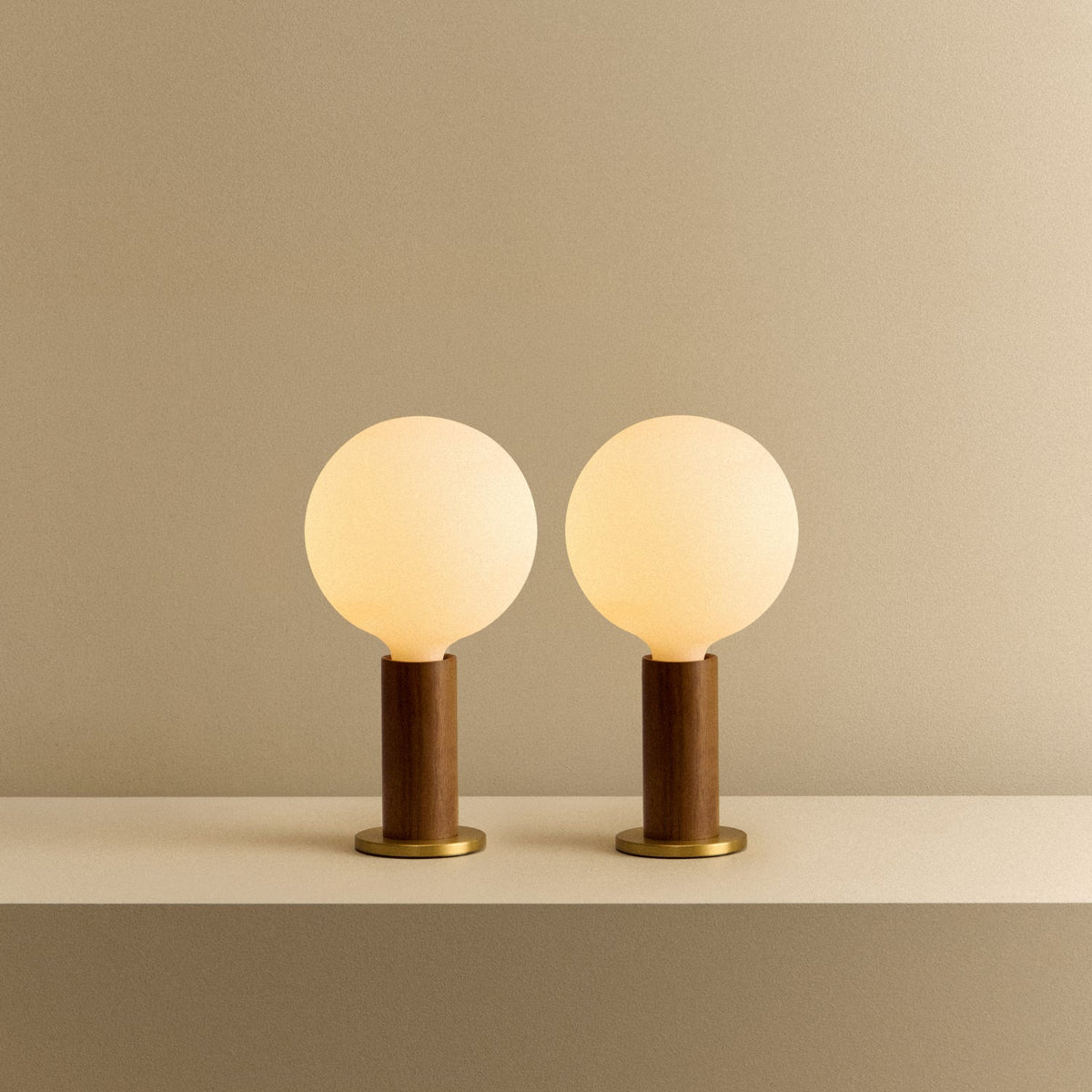Knuckle Table Lamp in Walnut + Sphere IV Set