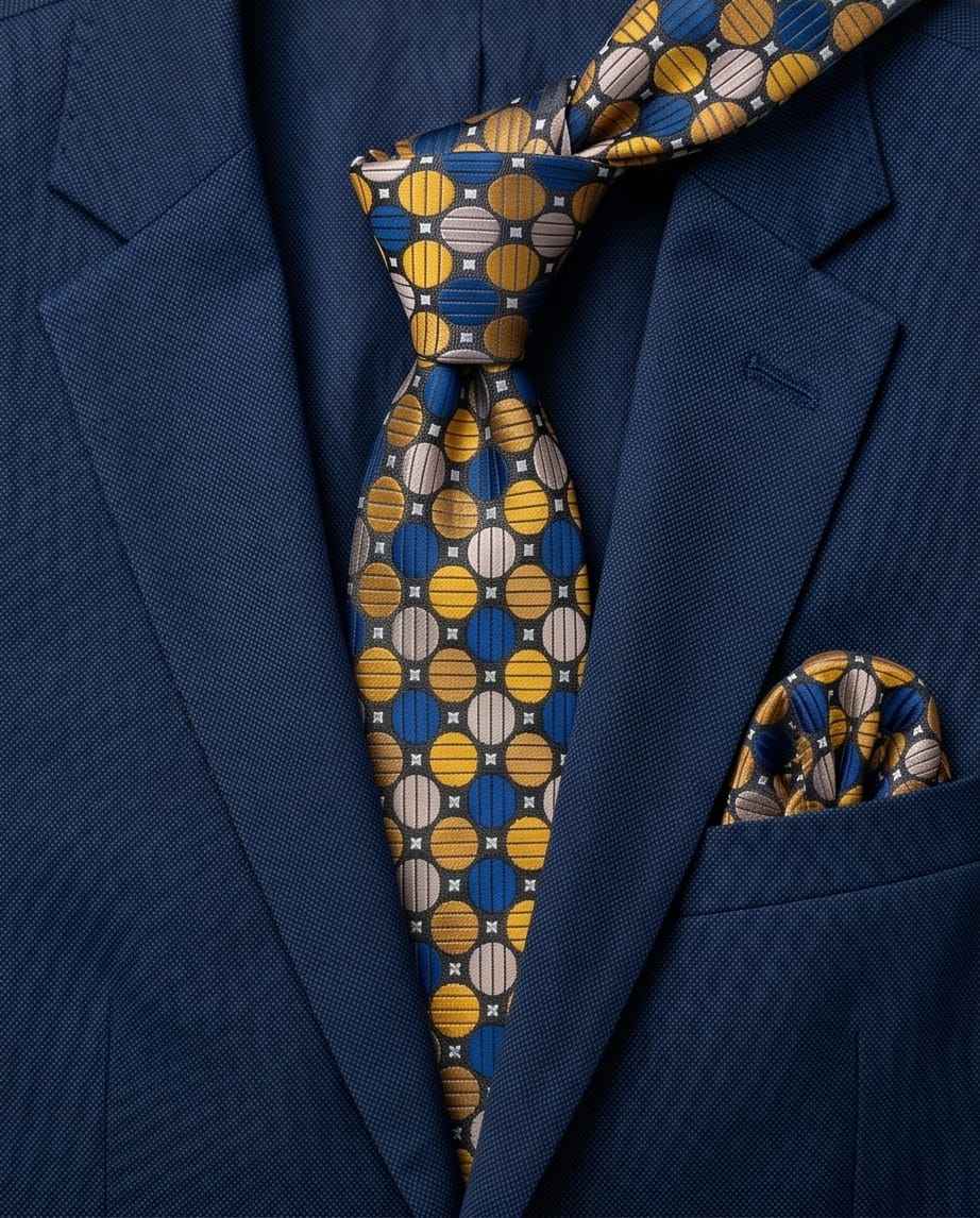 Geometric Circles Tie & Cufflink Set