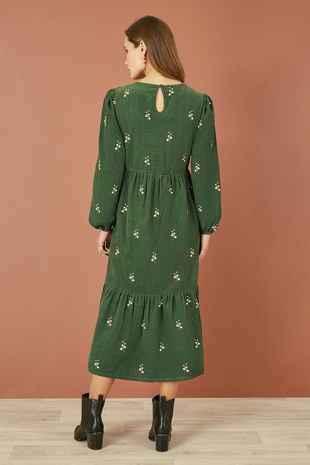 Yumi Green Long Sleeve Midi Dress With Floral Embroidery