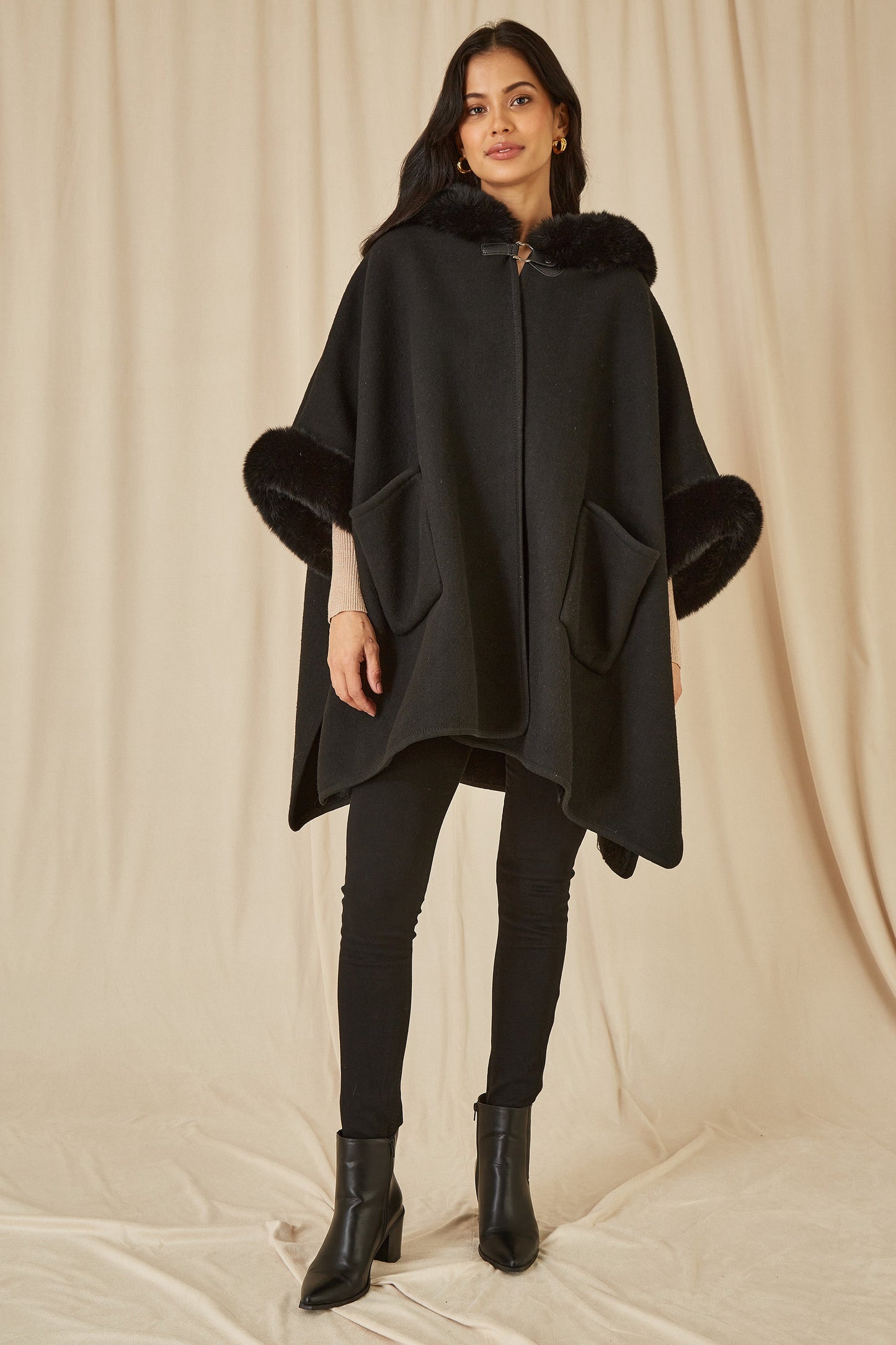 Yumi Black Cape With Luxe Fur Trim And Lining