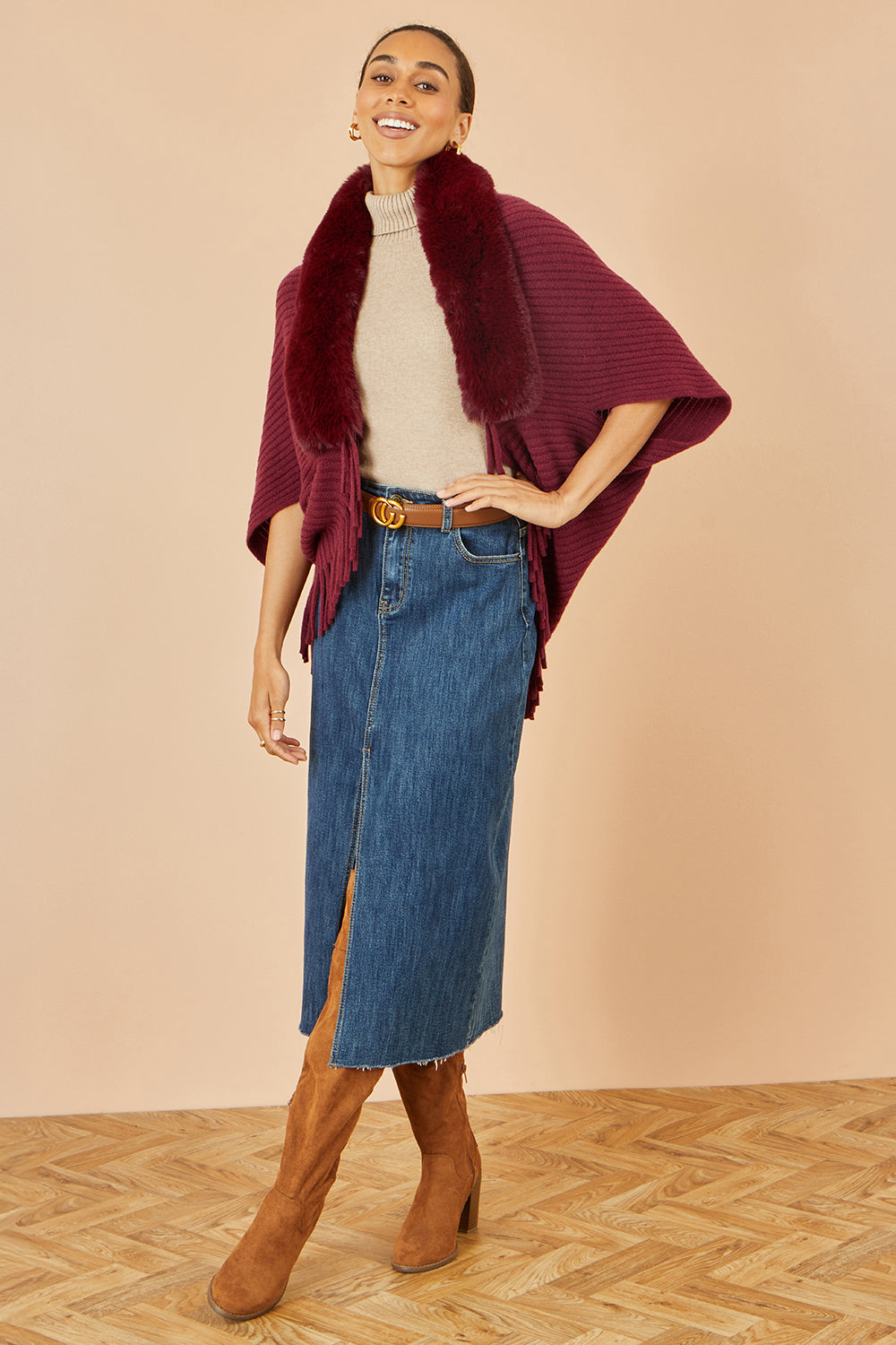 Yumi Burgundy Fur Collar Shrug With Tassel Hem