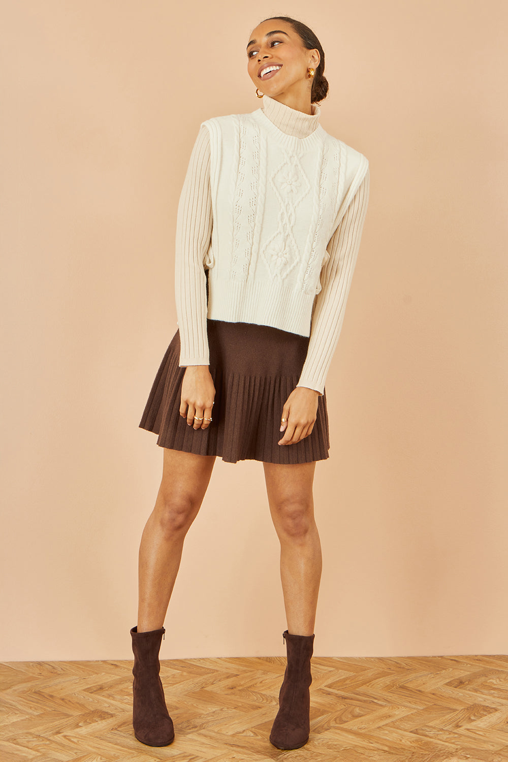 Yumi Ivory Flower Cable Knit Tie Side Pullover