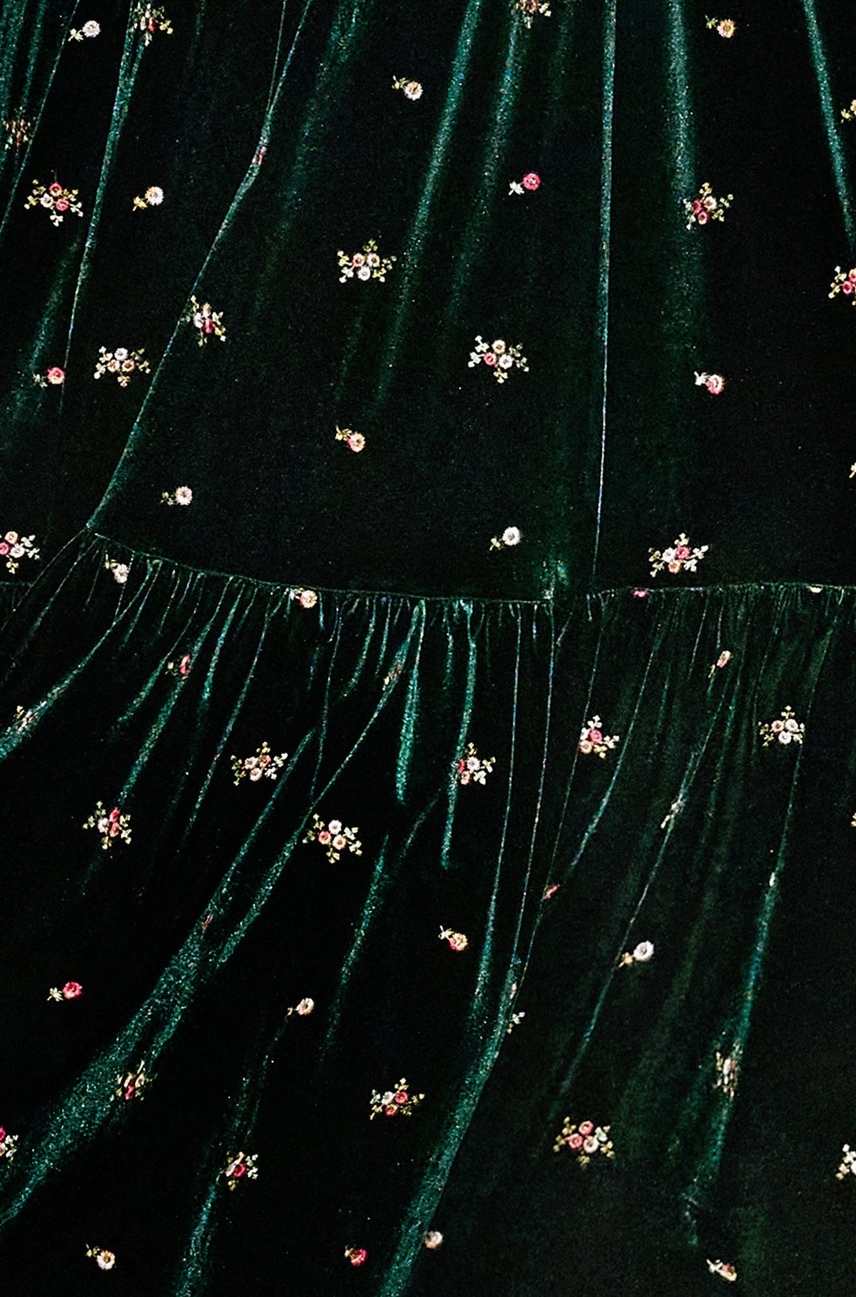 Yumi Green Velvet Embroidered Midi Dress