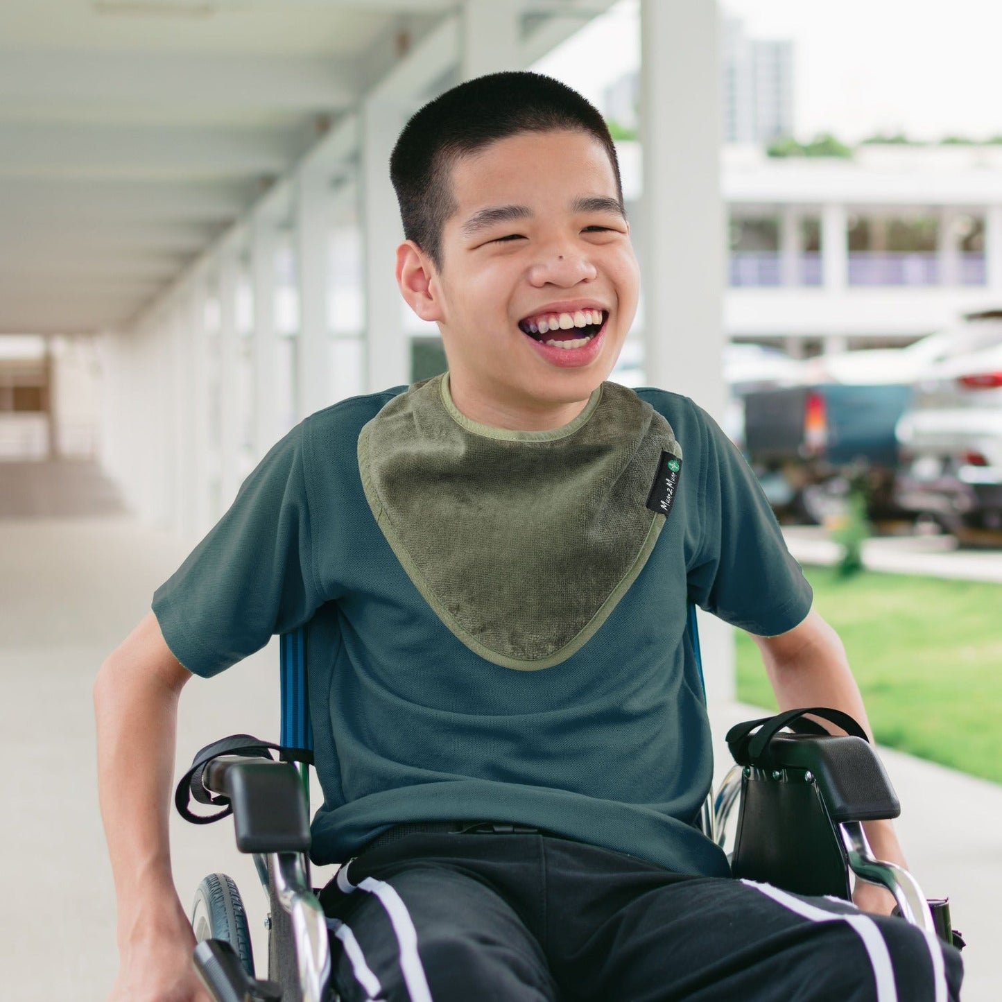 Mum 2 Mum PLUS Youth Disability Bib - ages 5-15 years - 14 Colours