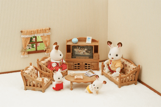 Sylvanian Families Comfy Living Room Set Furniture Playset for Ages 3+