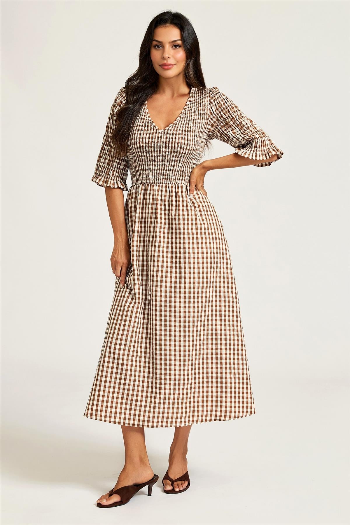 Check Print V Neck Half Sleeve Midi Dress In Brown