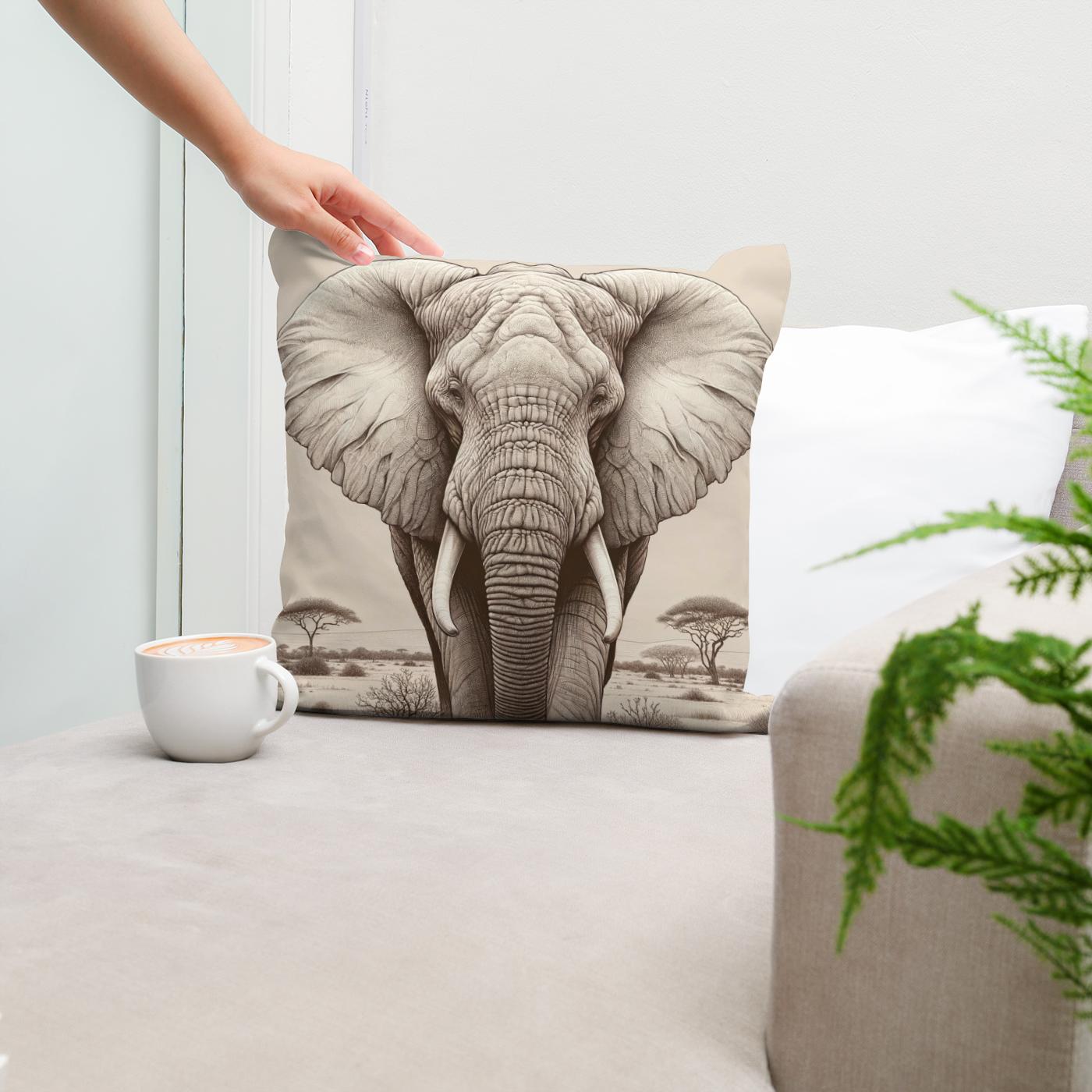 Savannah Sovereign Portrait Cotton Cushion