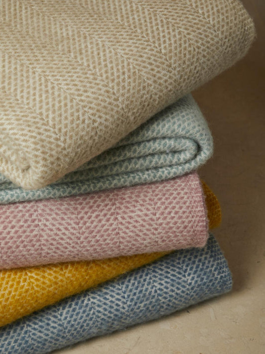 Honeycomb Pure New Wool Throw - Oatmeal