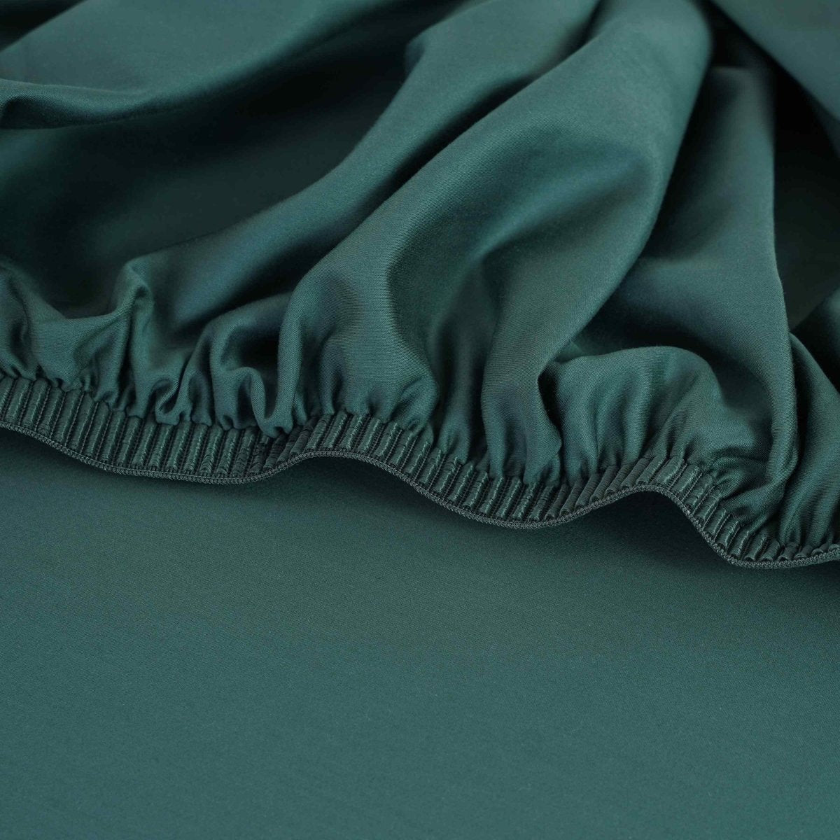 Ackly Bamboo - Royal Green Duvet Cover, Sheet & Pillowcases Set
