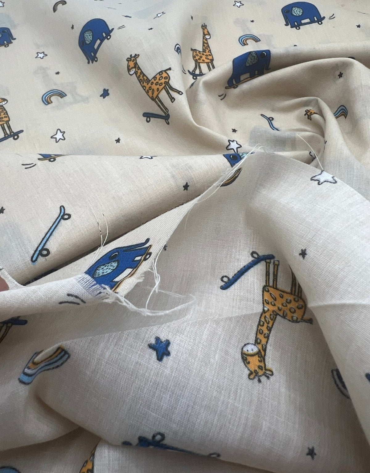 Animals Scoot Beige Printed Polycotton 90 GSM 80/20 44 Inch Non Stretch