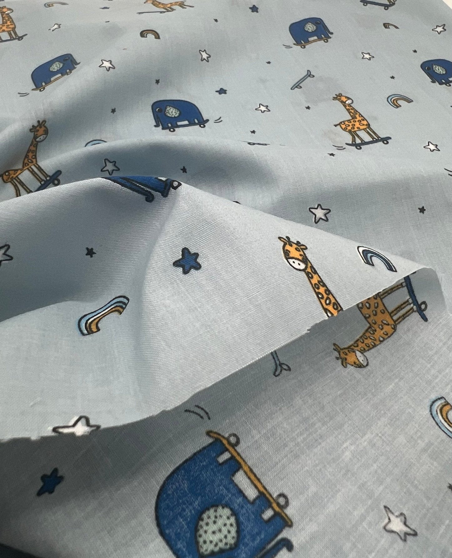Animals Scoot Baby Blue Printed Polycotton 90 GSM 80/20 44 Inch Non Stretch