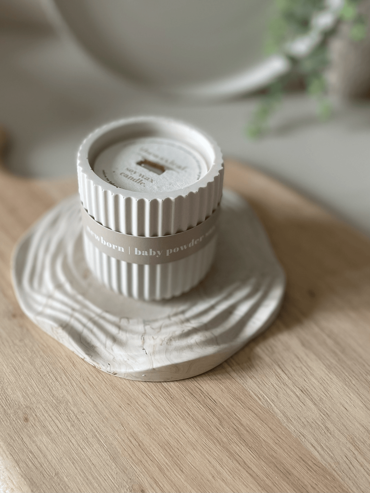Baby Powder Jesmonite Soy Candle – Soft Neutral Home Fragrance
