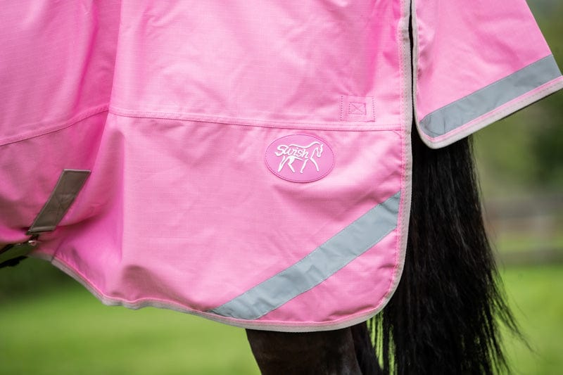 100g Detachable Neck Turnout Rug - Baby Pink