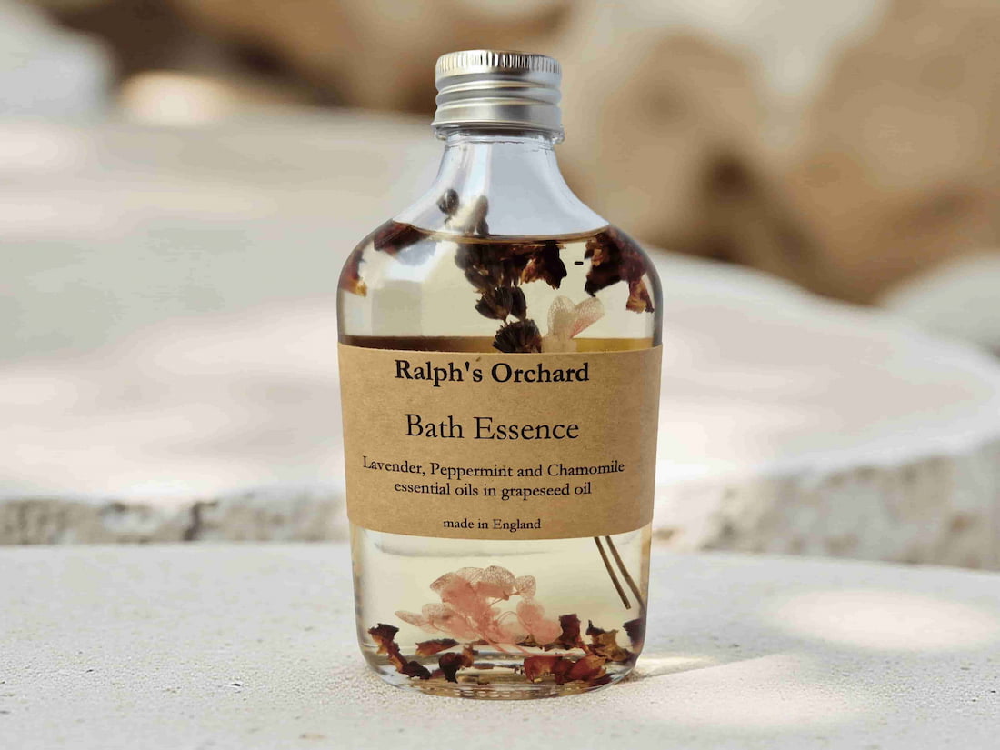 Lavender, Peppermint & Chamomile Bath Oil - 200ml