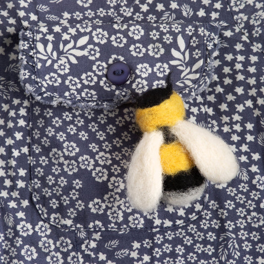 Bee Brooch Needle Felting Kit for Beginners