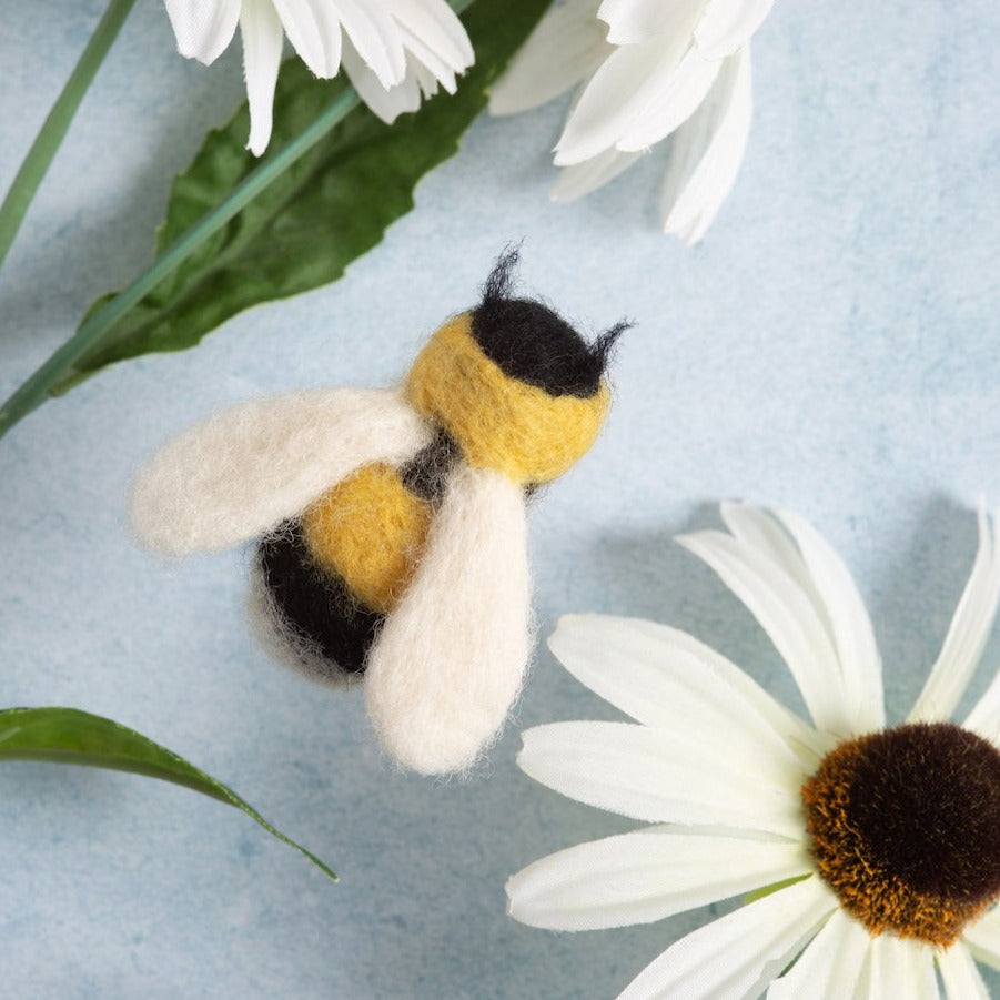 Bee Brooch Needle Felting Kit for Beginners