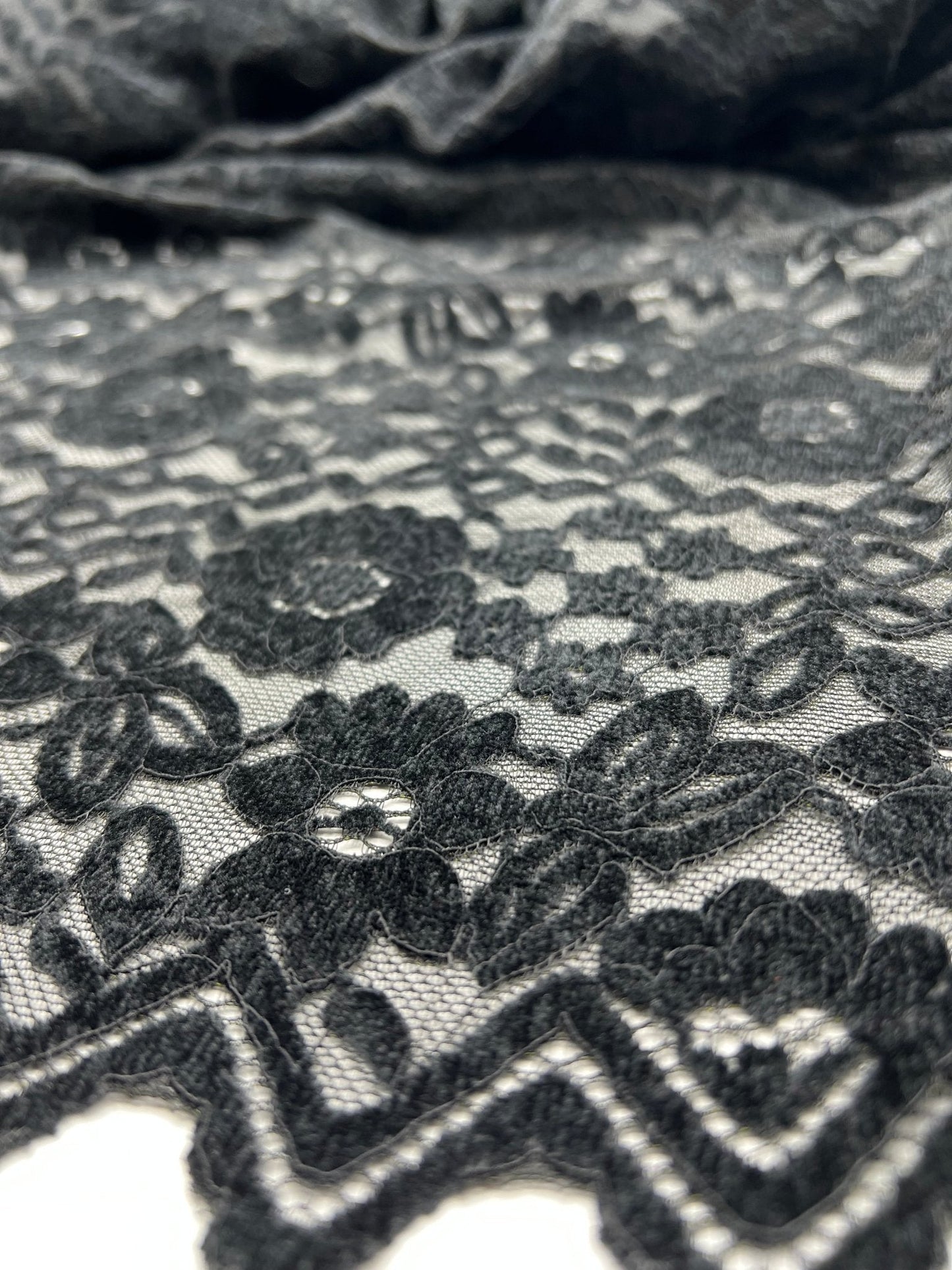 Black Embossed Textured Scalloped Edge Floral Lace Fabric Stretch