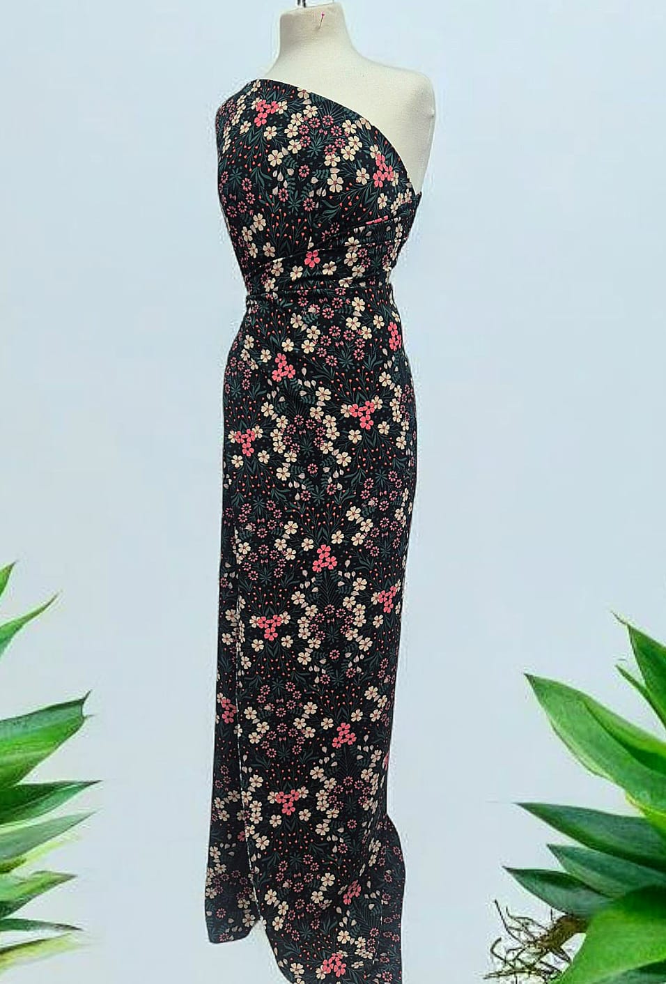Black Floral Leaves Lightweight Non Stretch Woven Dress Craft Fabric