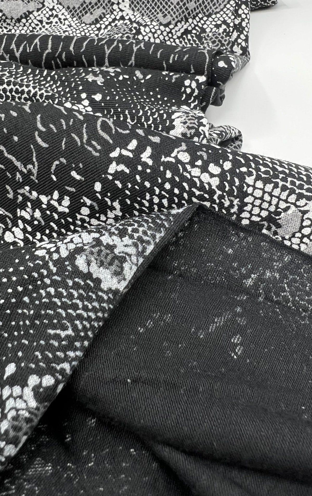 Black Grey Snake Print Viscose Elastane Fabric