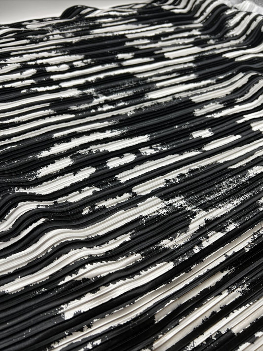 Black White Printed Plisse Pleated Stretch Fabric