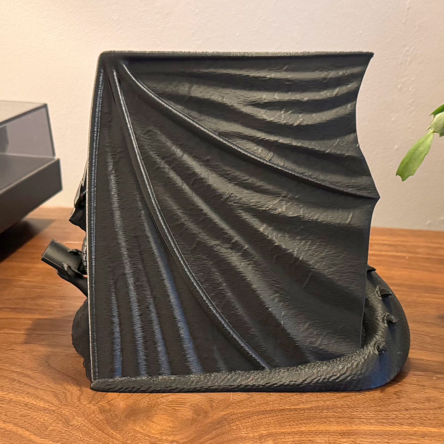Book Wyrm Page Holder - Velaris ACOTAR Inspired Dragon Book Holder