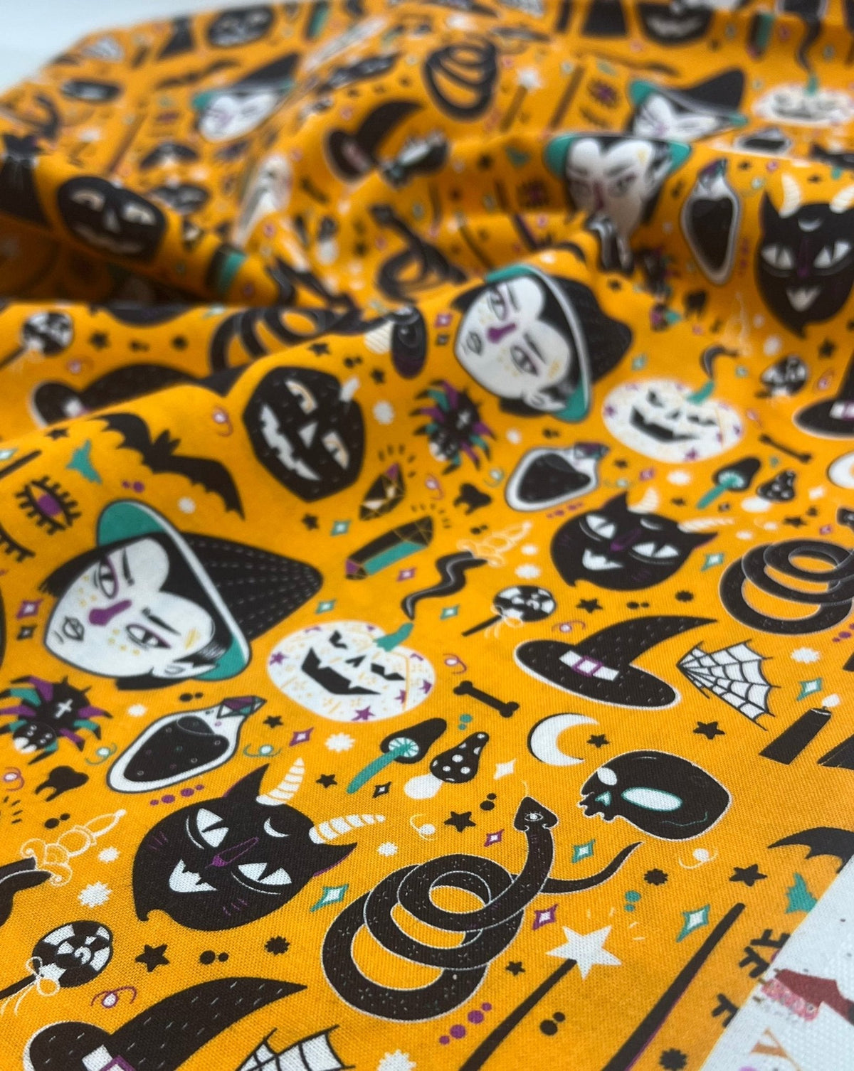 Cartoon Witchcraft Halloween Cotton 115 GSM 100% Cotton Fabric