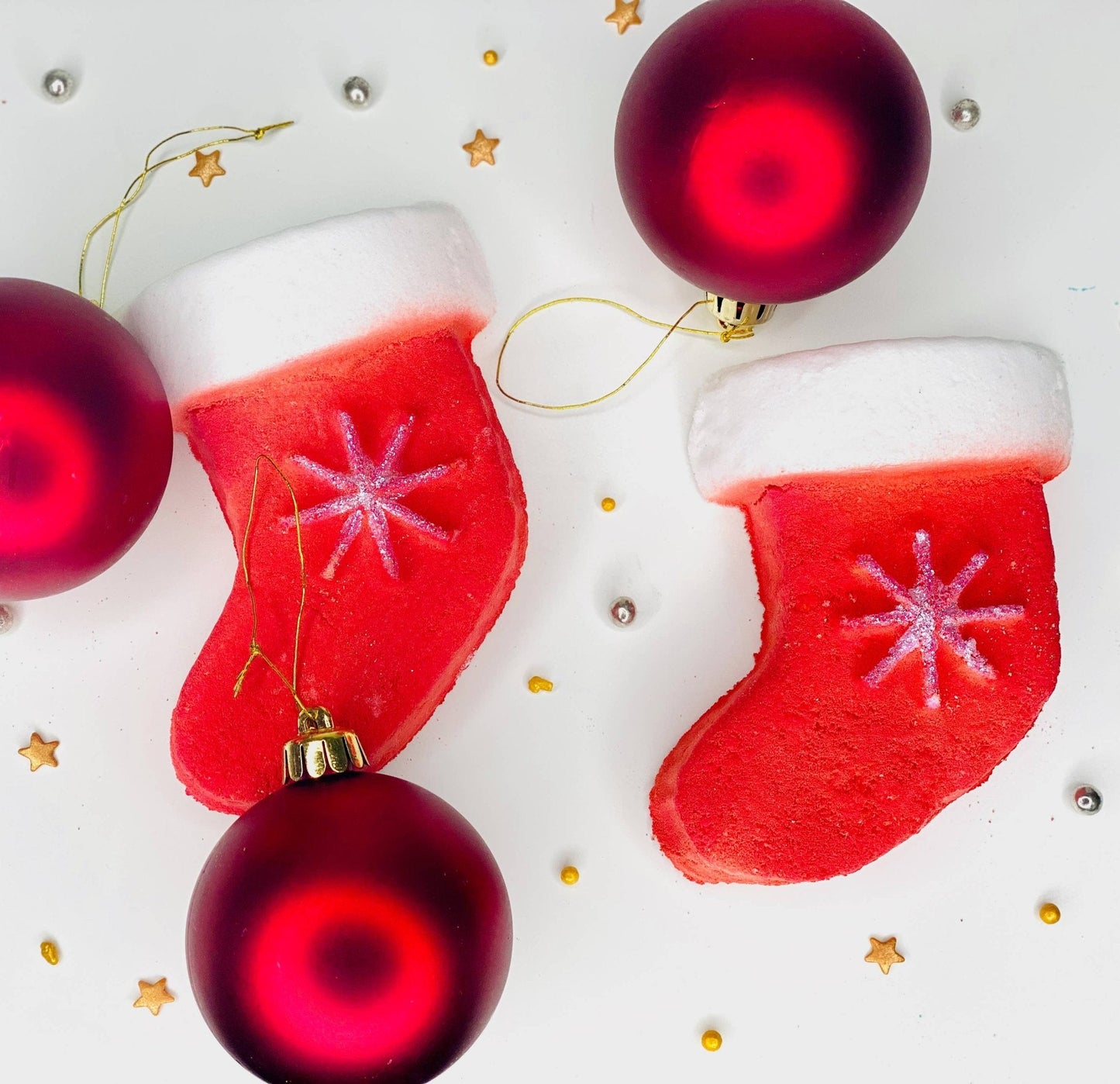 Christmas Stocking Bath Bomb with Hidden Colour