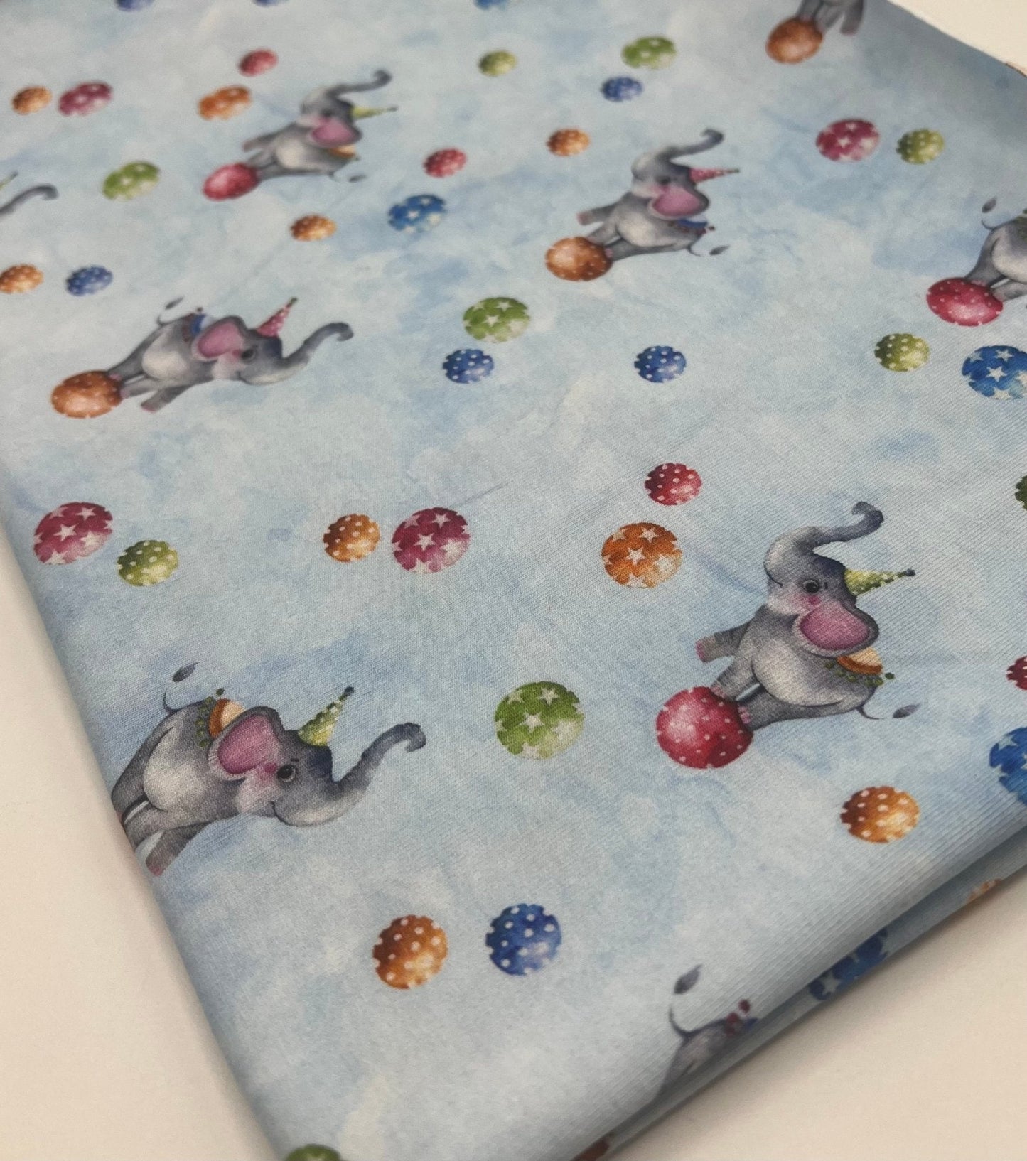 Circus Elephants Cotton Stretch Jersey 200 GSM 95/5 Lycra 4 Way Stretch