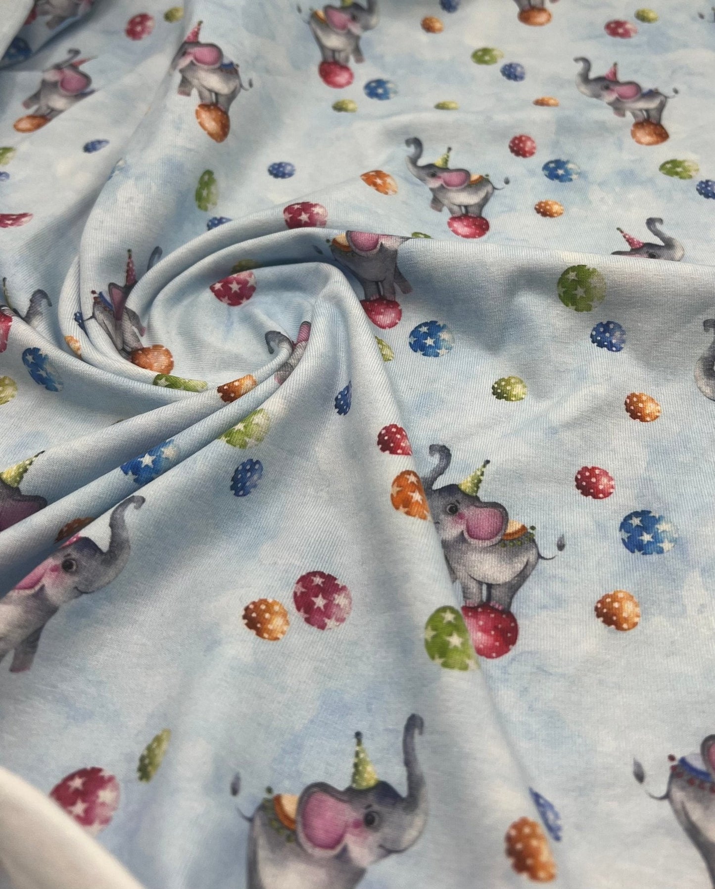 Circus Elephants Cotton Stretch Jersey 200 GSM 95/5 Lycra 4 Way Stretch