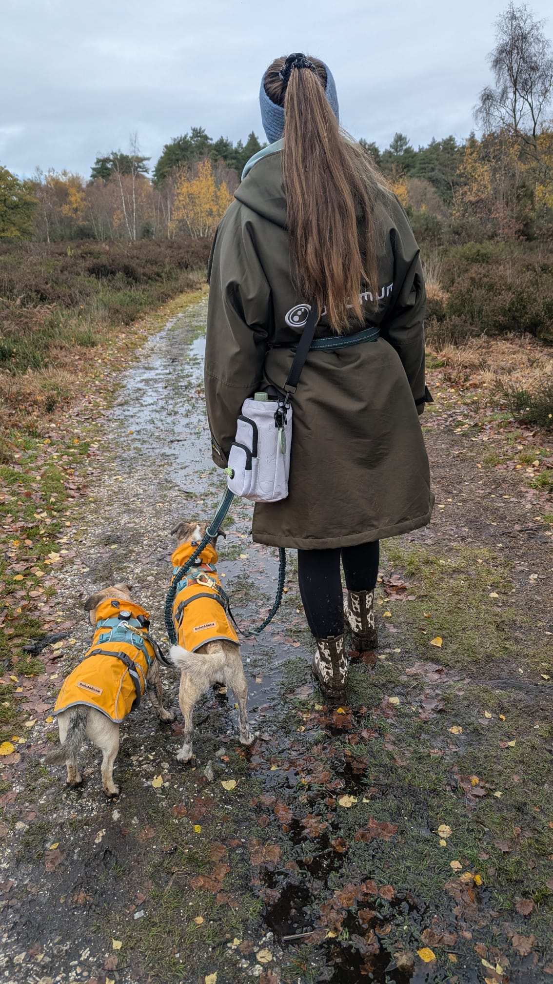 Contour Trail Bottle Bag – Crossbody Dog Water Bottle Bag