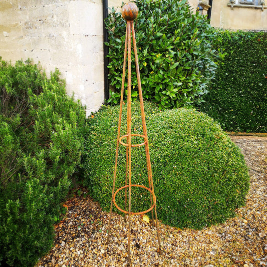 PoppyForge Chelsea 5Ft Hampton Obelisk