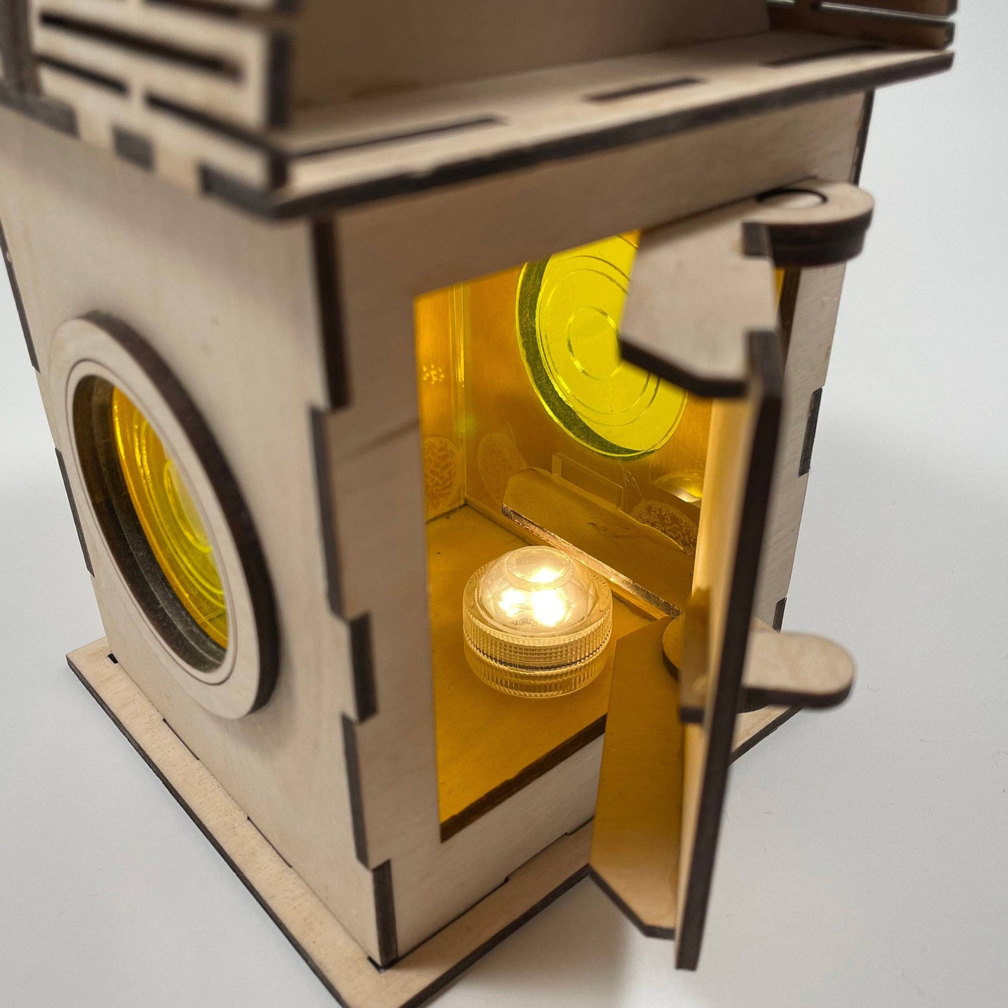 Railway Roadside Lamp - Pre-Built Model by Curious Rabbit ®