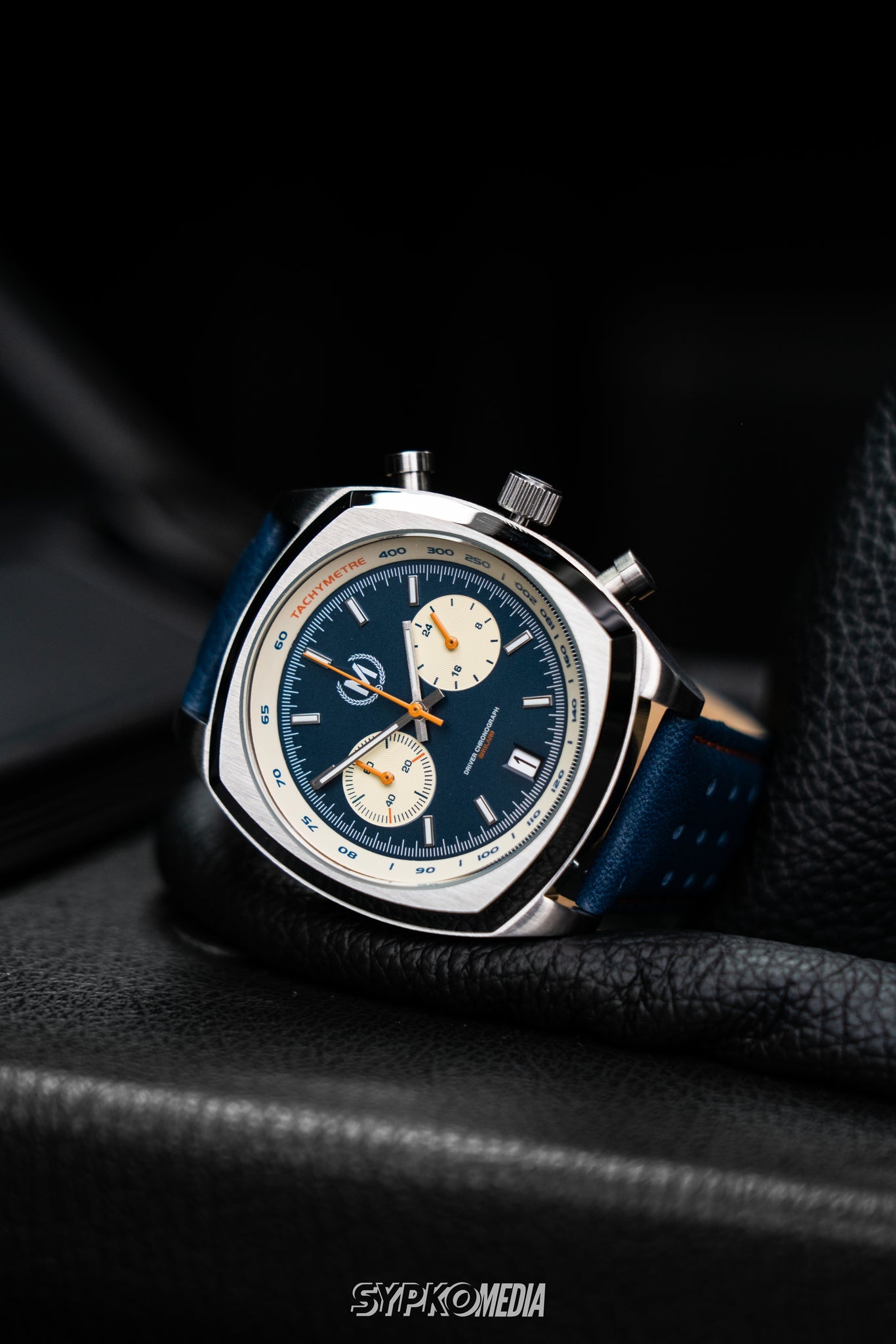 Driver Chronograph MKII Quartz, Blue Reverse Panda (PRE-ORDER NOW)