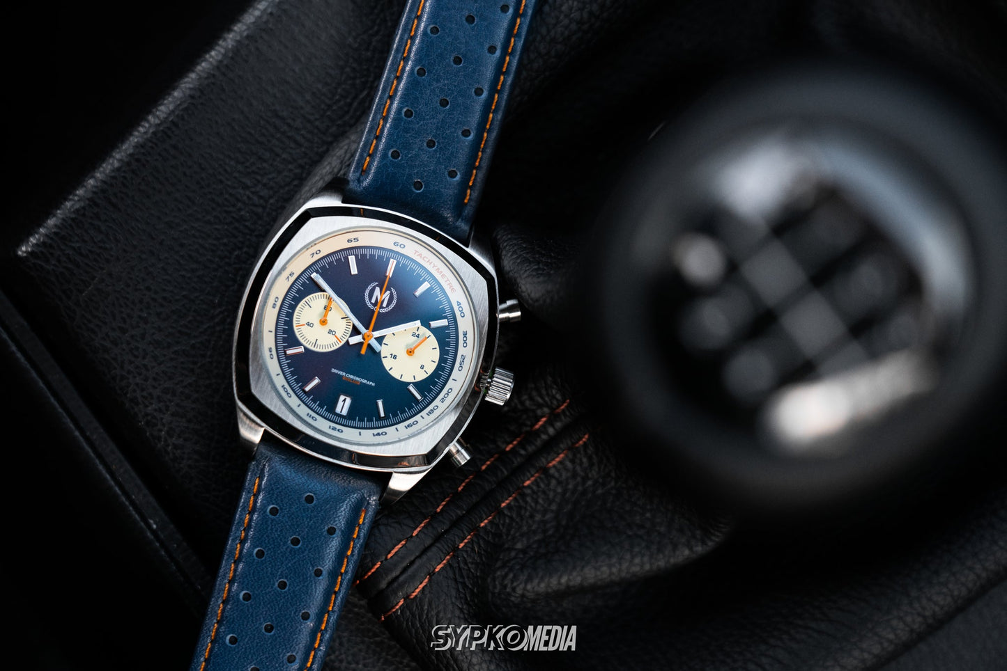 Driver Chronograph MKII Quartz, Blue Reverse Panda (PRE-ORDER NOW)
