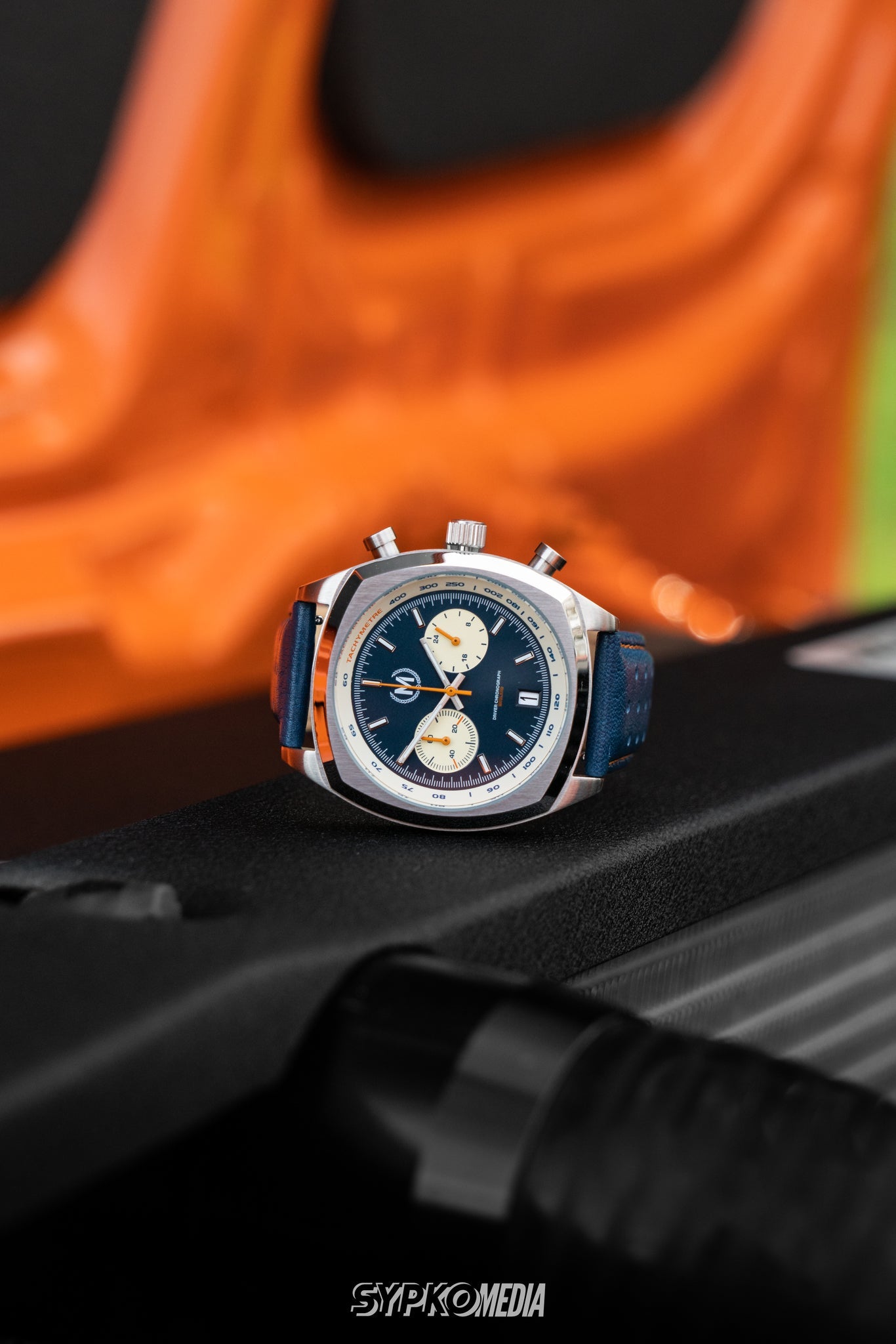 Driver Chronograph MKII Quartz, Blue Reverse Panda (PRE-ORDER NOW)