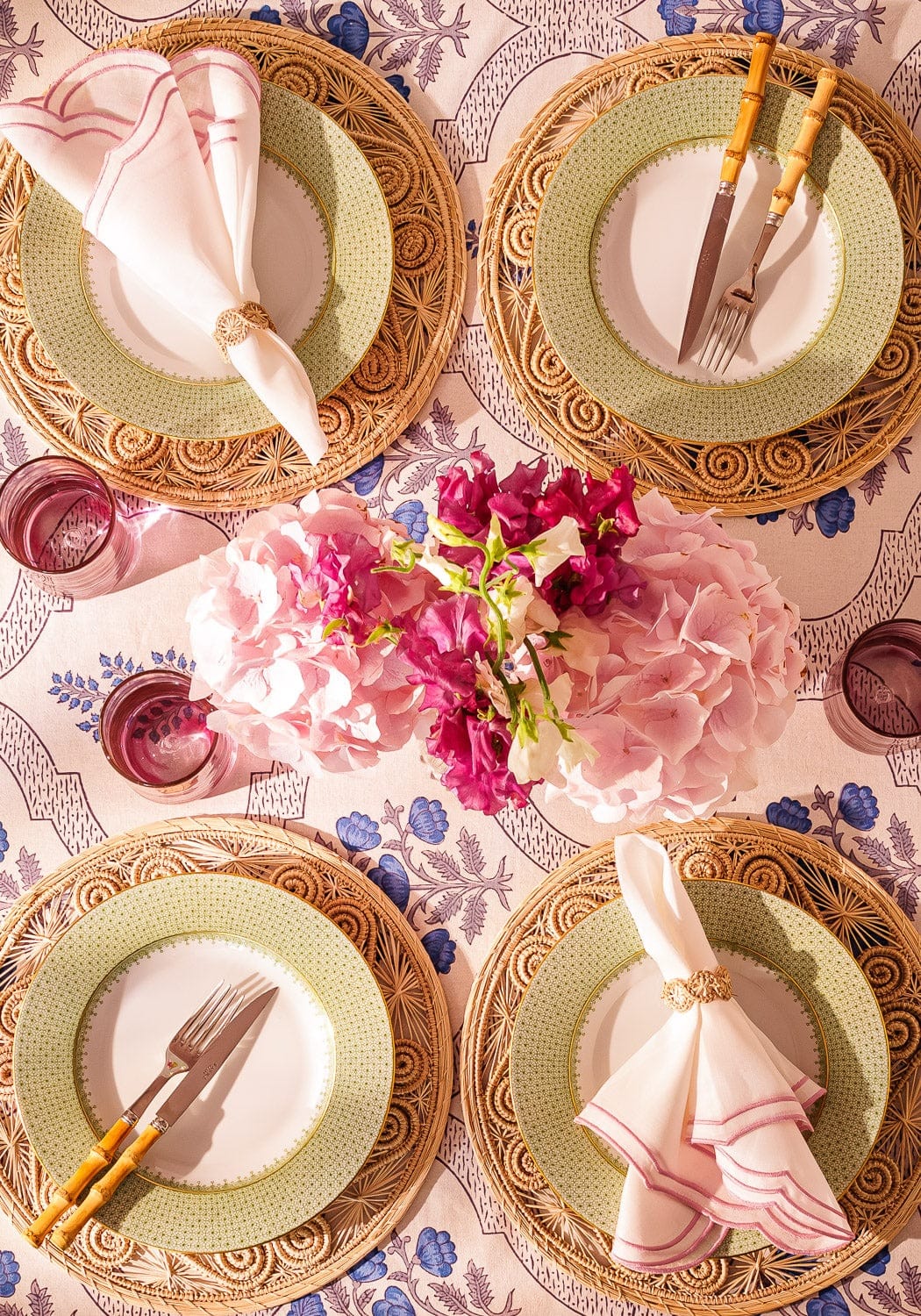 Green Apple Lace Dinner Plates - Set of 4