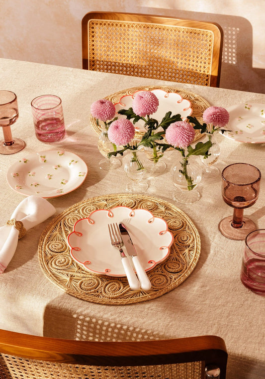 Pretty In Pink Scalloped Lunch Plate - Set of 4