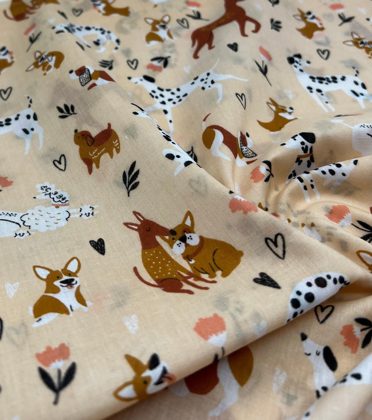 Dogs Daisies Printed Polycotton 90 GSM 80/20 44 Inch Non Stretch