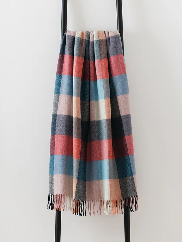 Dunira Merino Lambswool Throw - Sorbet