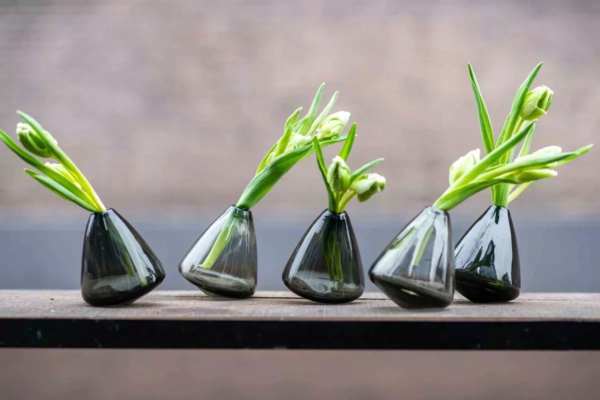 TUMBLING VASE - H12 D10 cm - SMOKE Glass