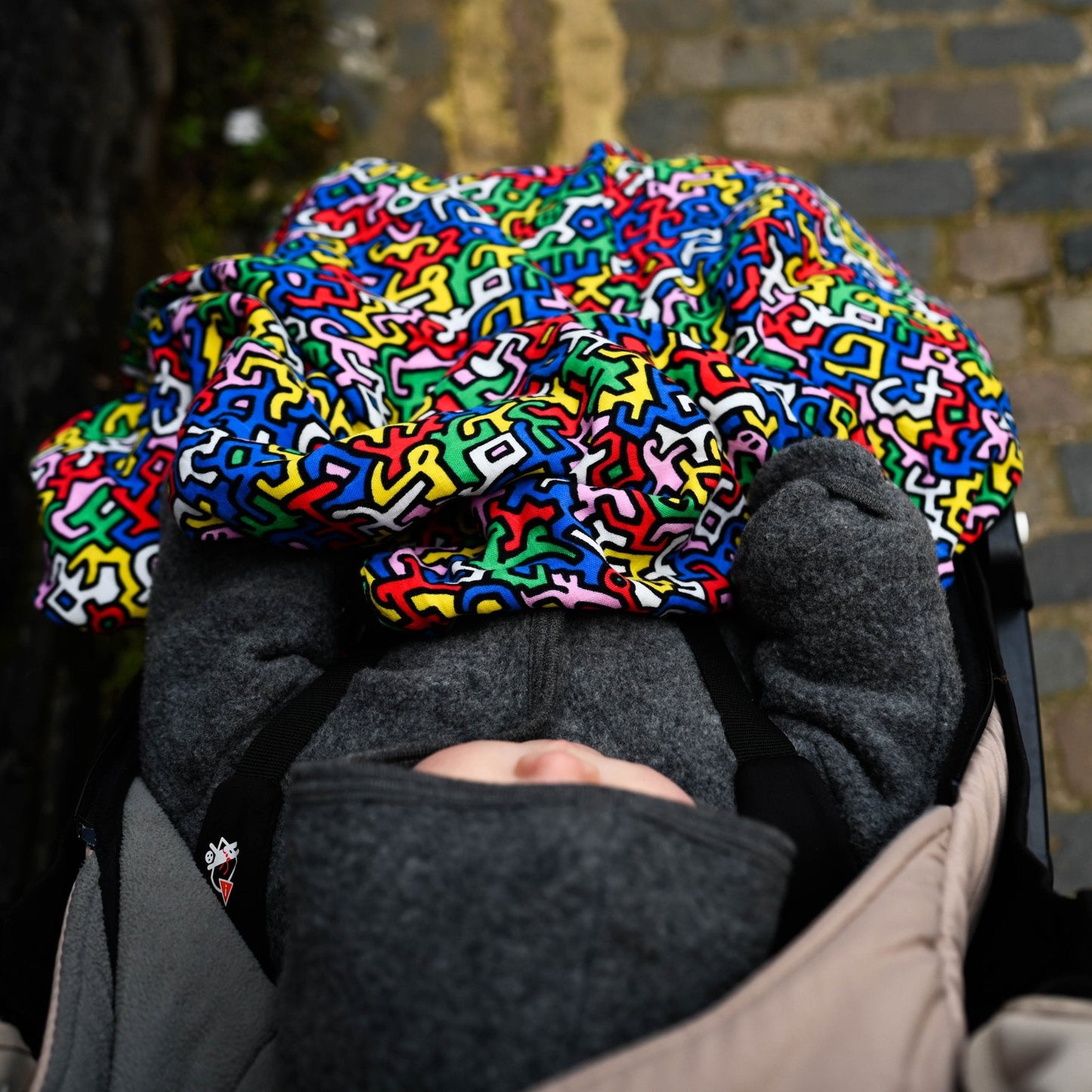 ETTA LOVES x KEITH HARING MUSLIN BLANKET - reversible - birth to 12 months