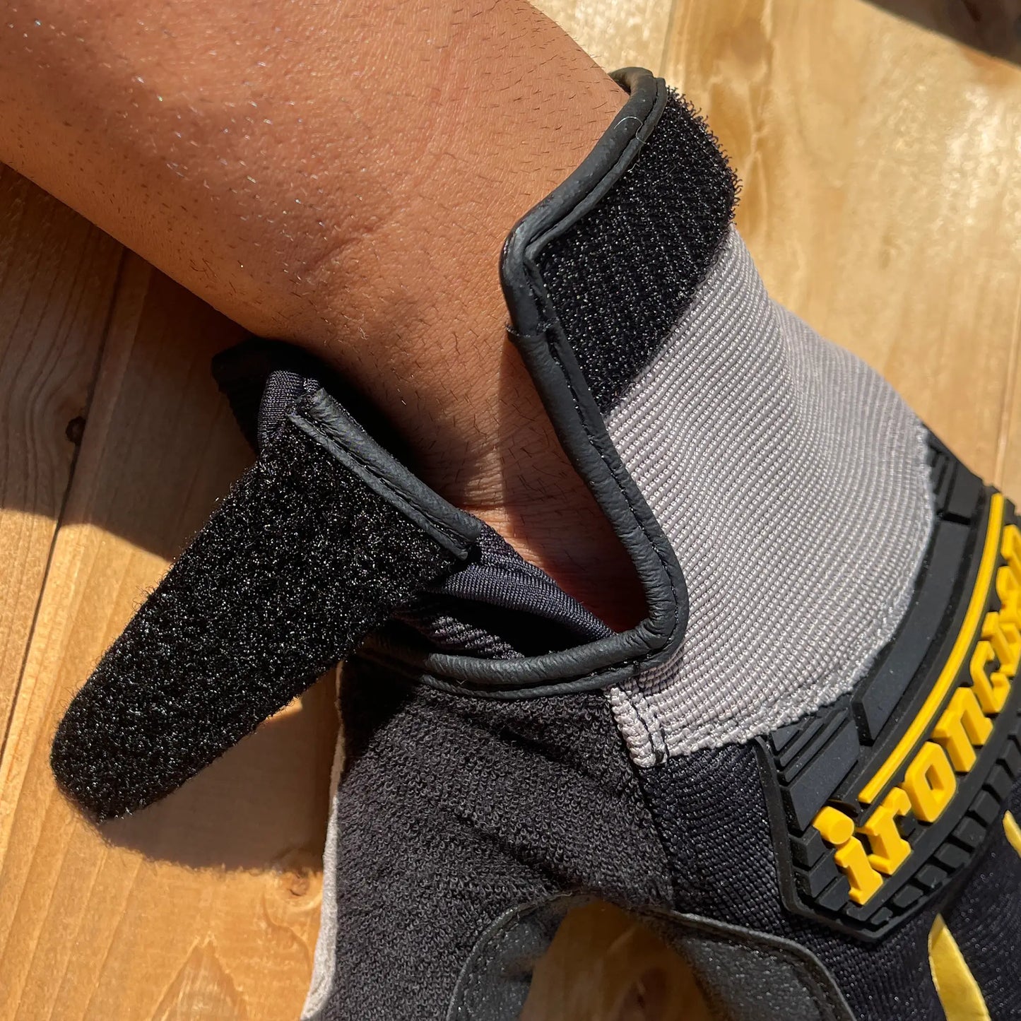 Ironclad Framer Hybrid 3-Finger Gloves