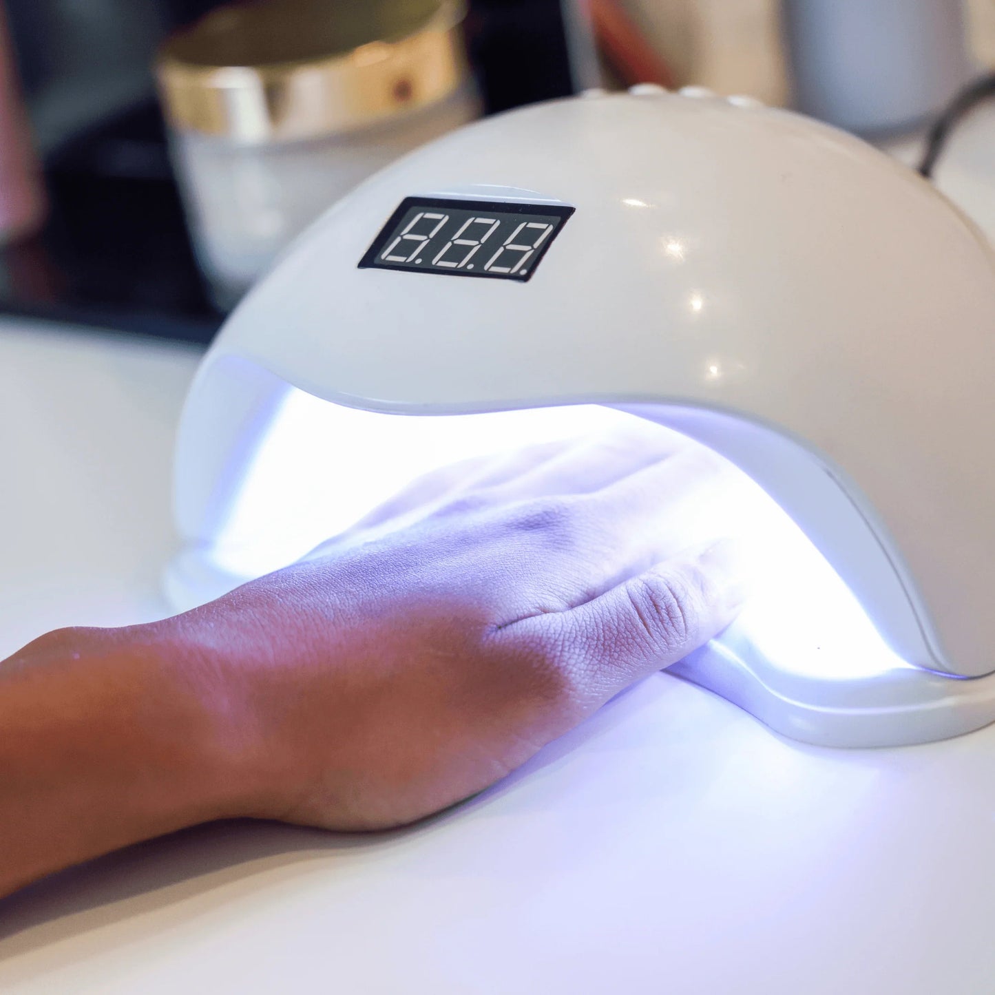 Gel/UV Non Chip Varnish Application Course Editable Training Manual