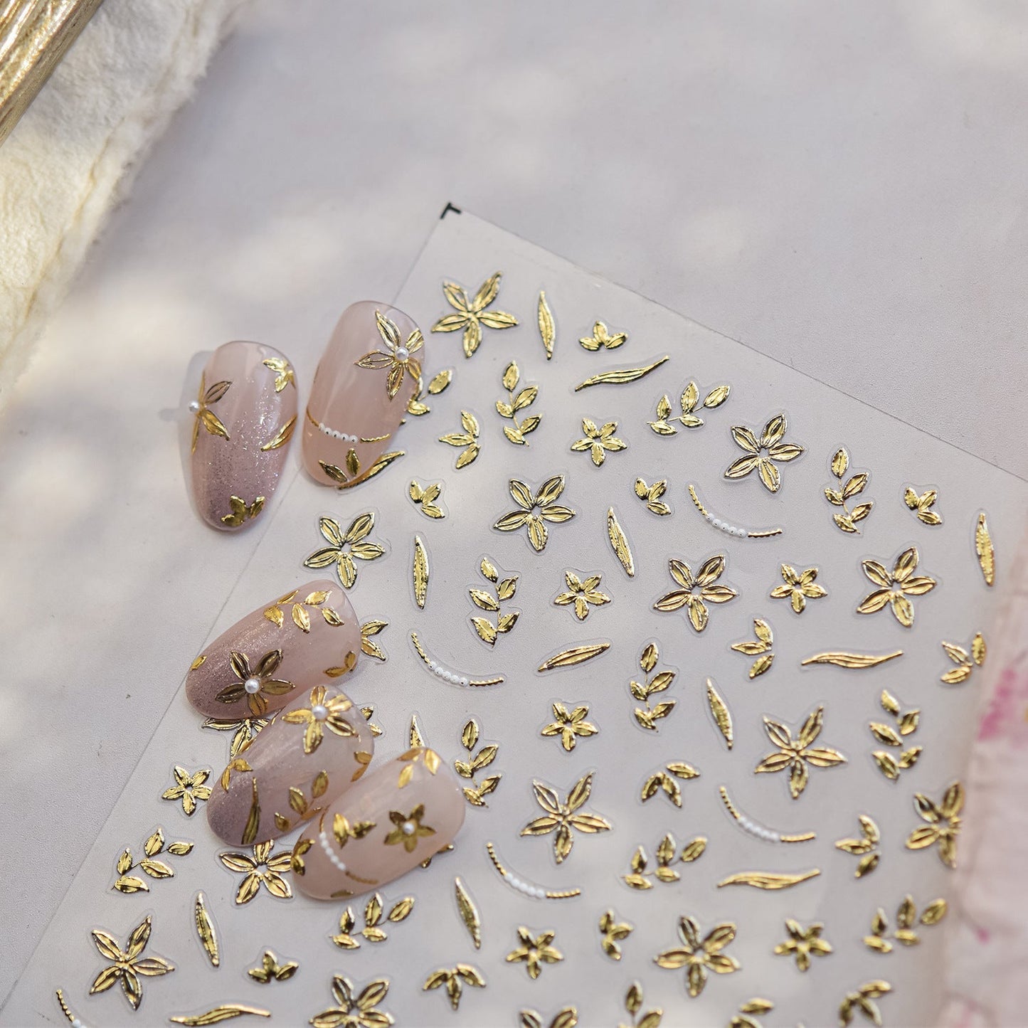 Hello Claws | Gold Blossom Nail Deco Sticker