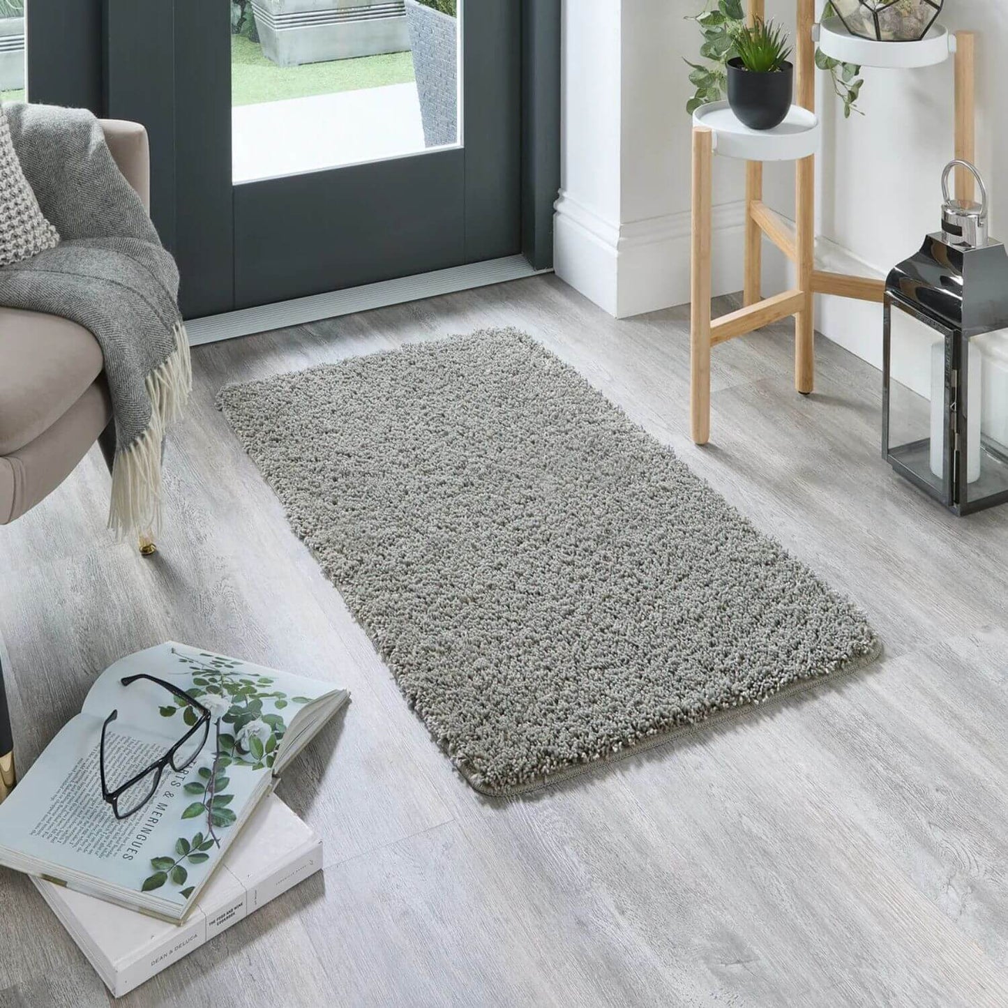 Washable Ghost Grey Shaggy Rug