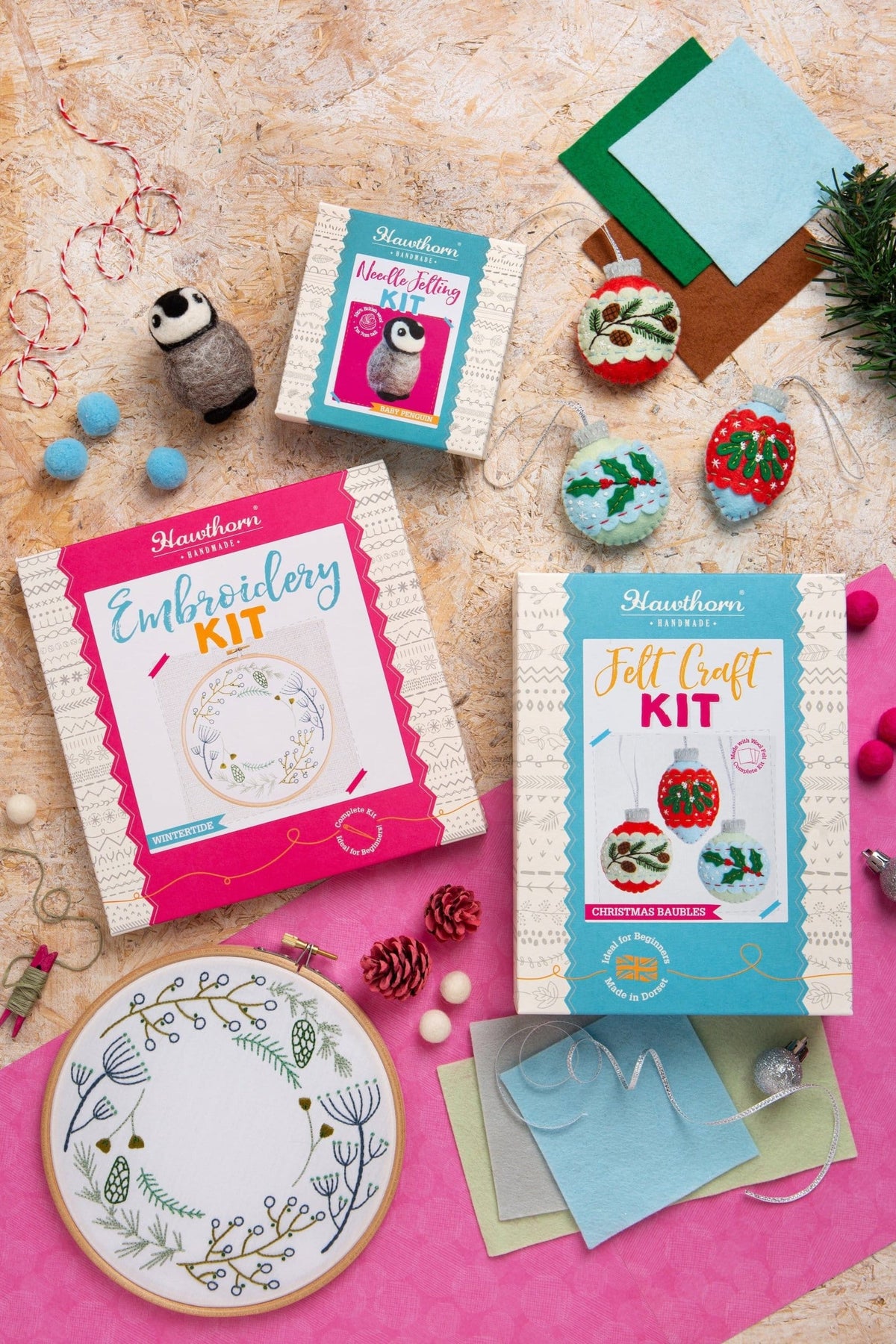 Baby Penguin Christmas Needle Felting Kit for Beginners