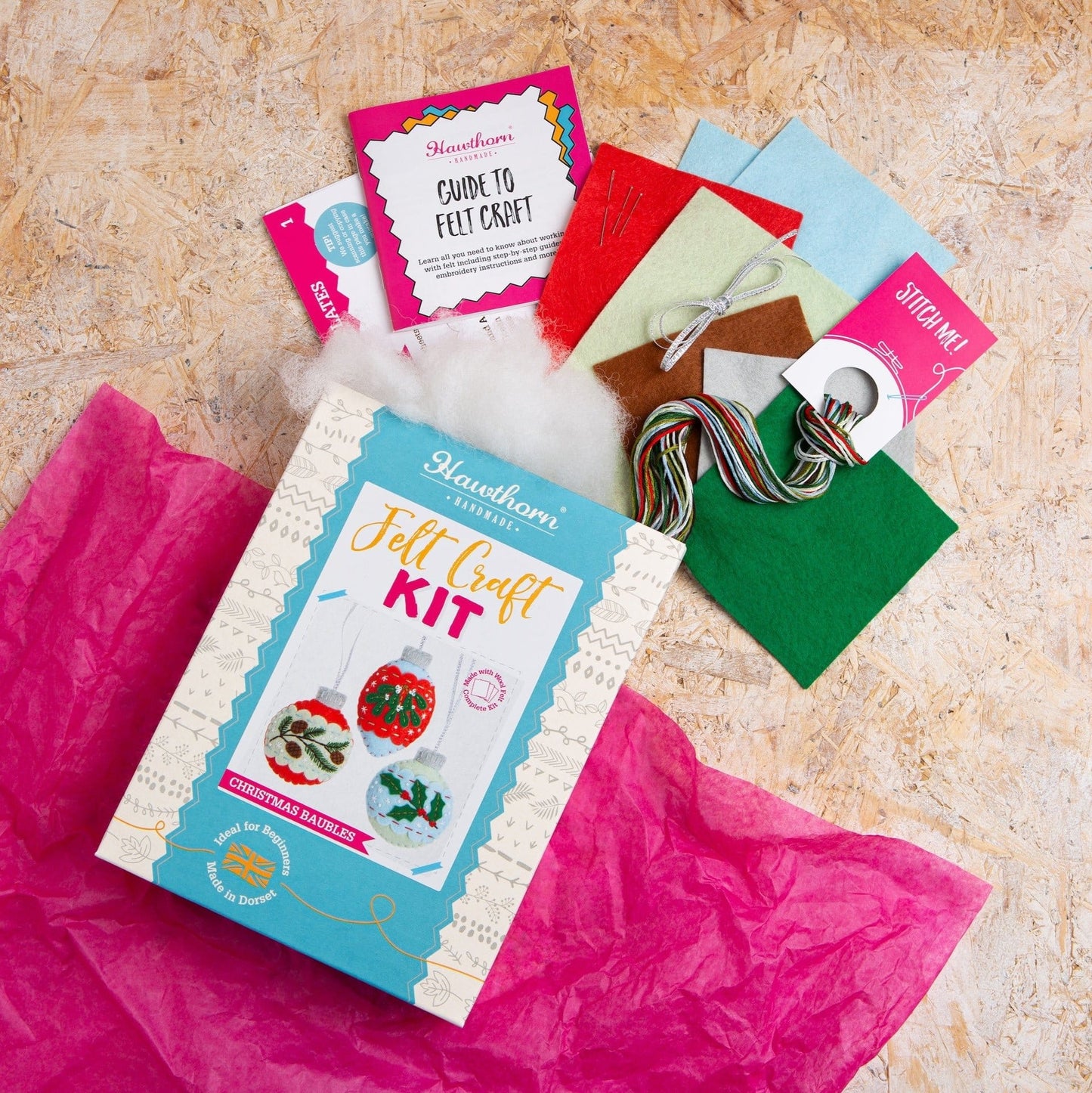 Christmas Baubles Felt Craft Decoration Kit for Beginners