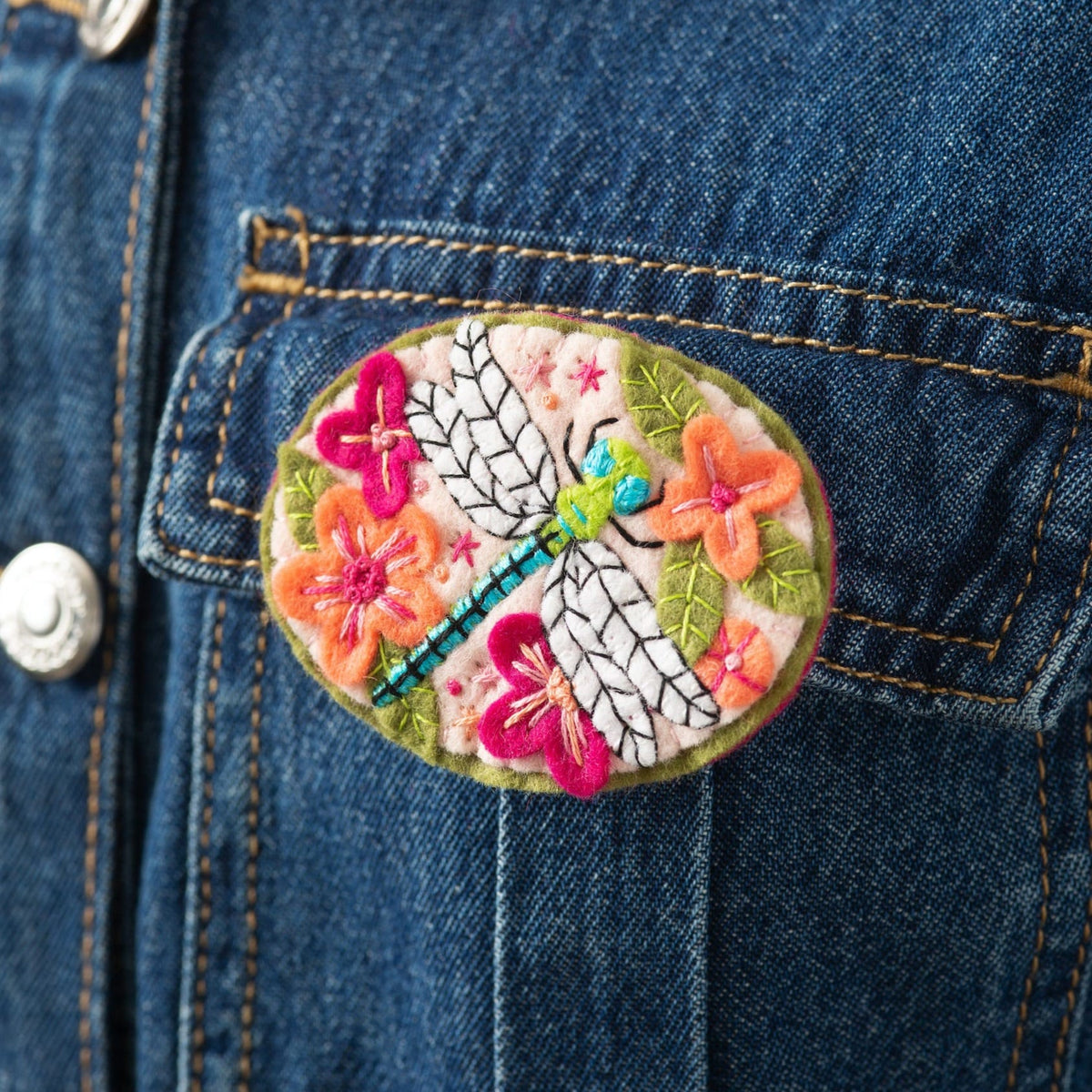 Dragonfly Felt Craft Brooch Kit for Beginners