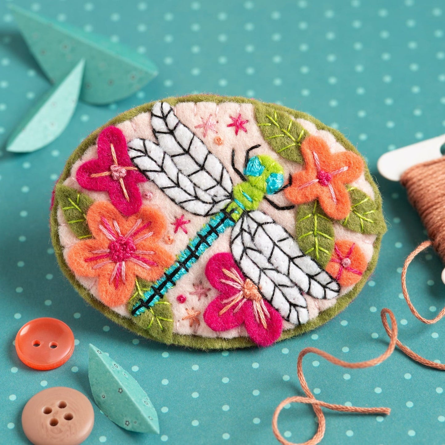 Dragonfly Felt Craft Brooch Kit for Beginners